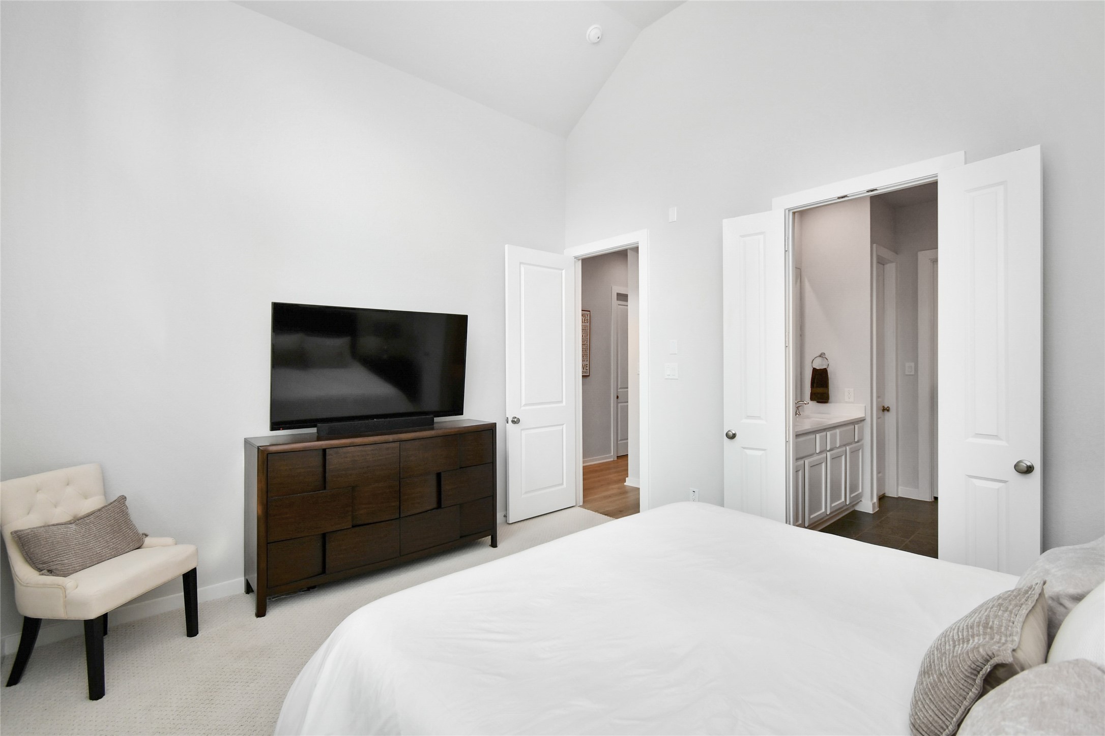 527 Cypress Valley Avenue Property Photo 13