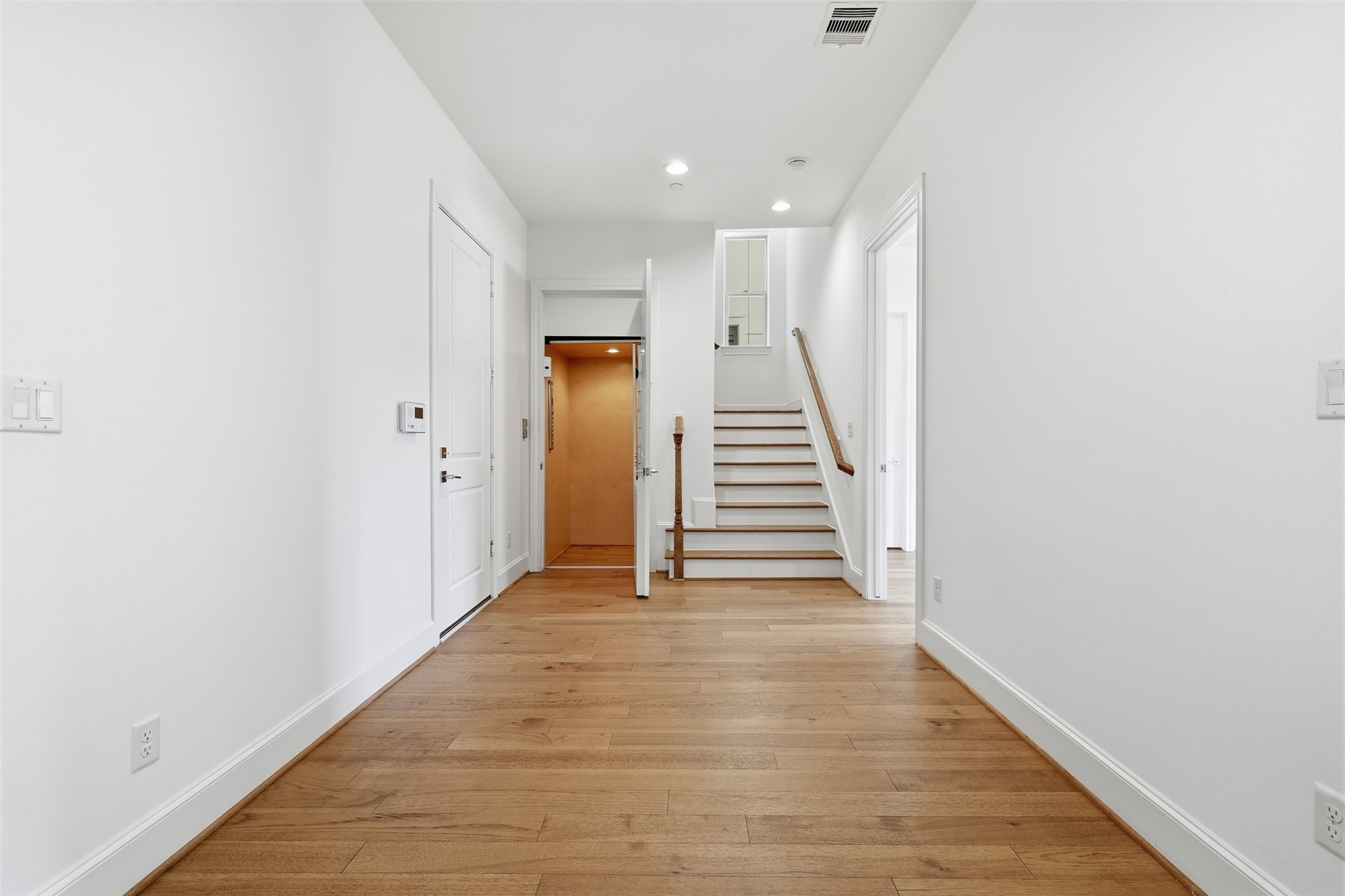 6022 Cottage Grove Lake Drive Property Photo 11