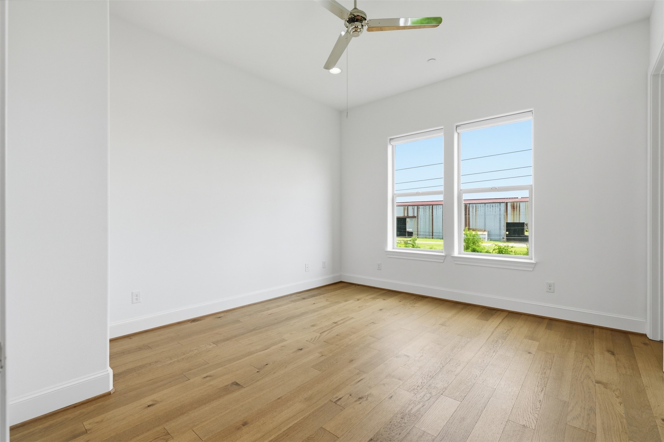 6022 Cottage Grove Lake Drive Property Photo 32