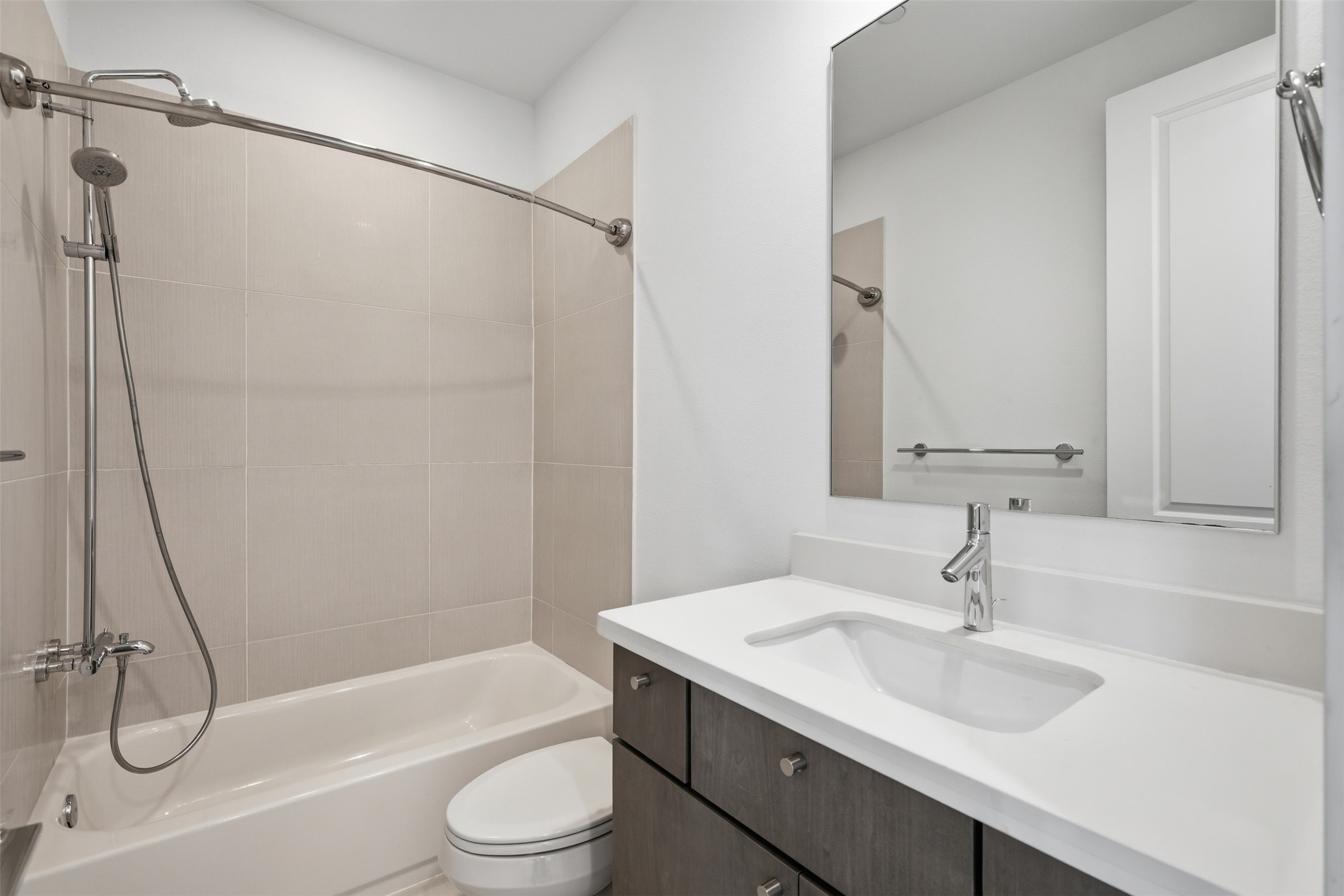 6022 Cottage Grove Lake Drive Property Photo 42
