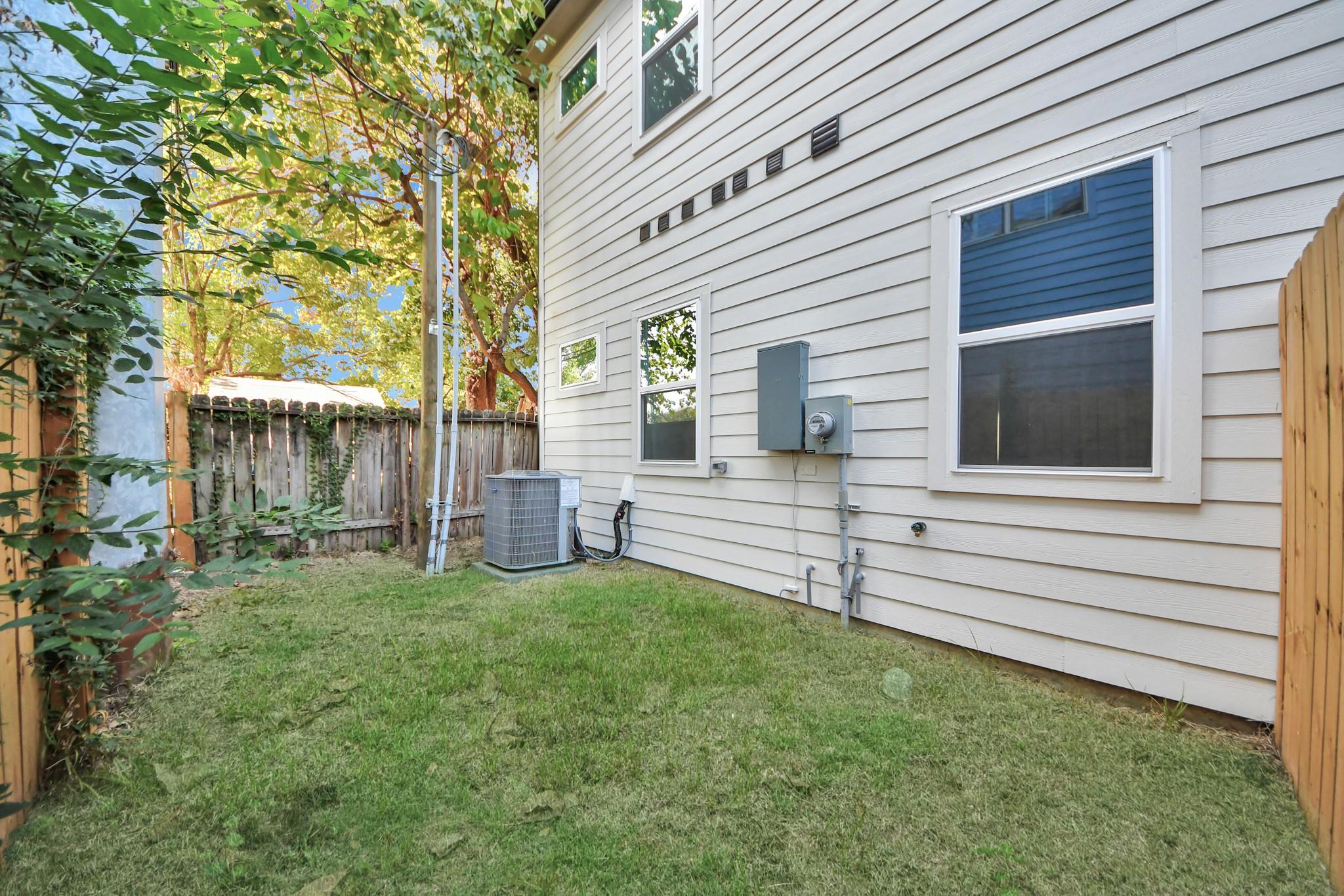 2904 Ruth Street Property Photo 24