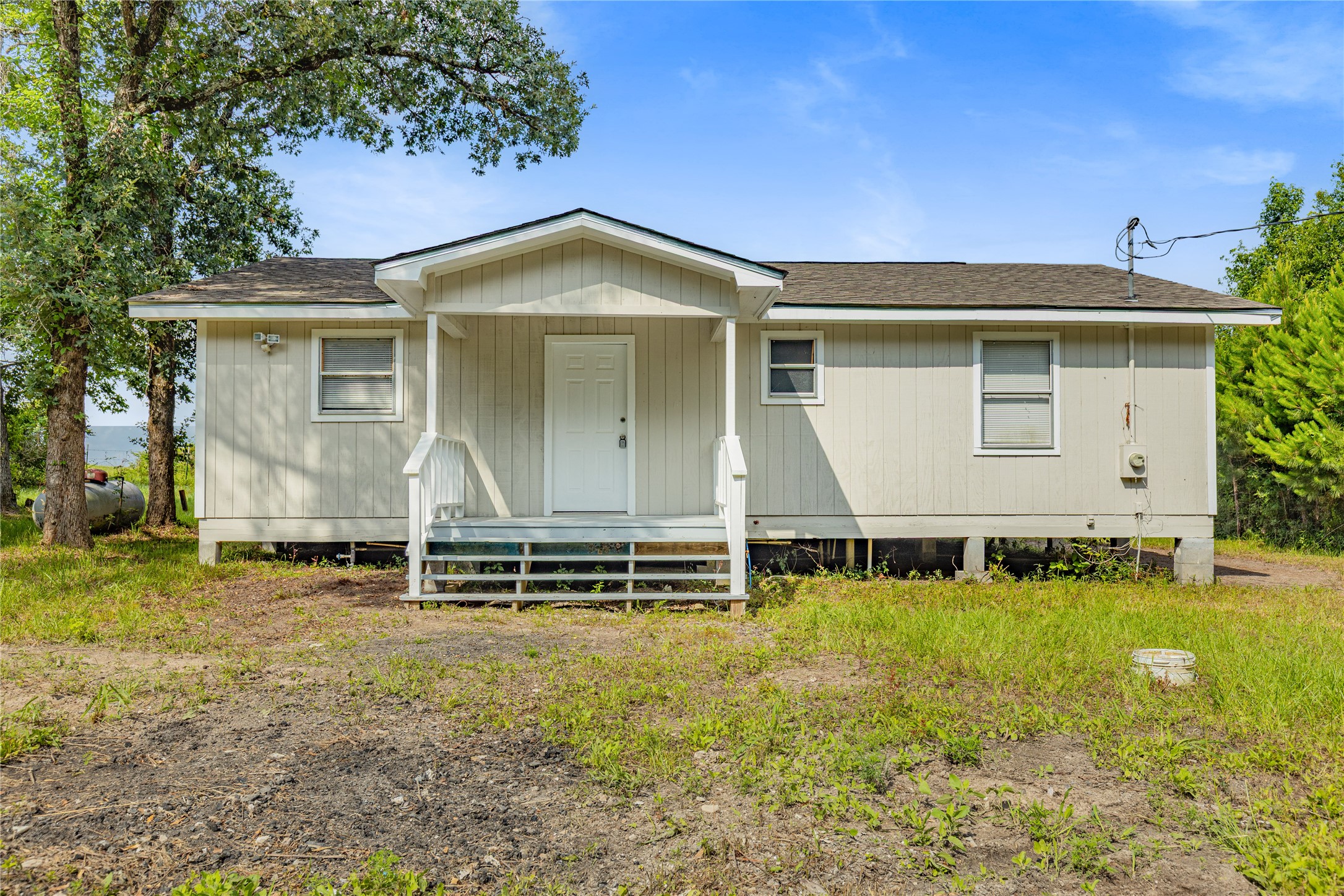 223 Rush Creek Lane Property Photo 1