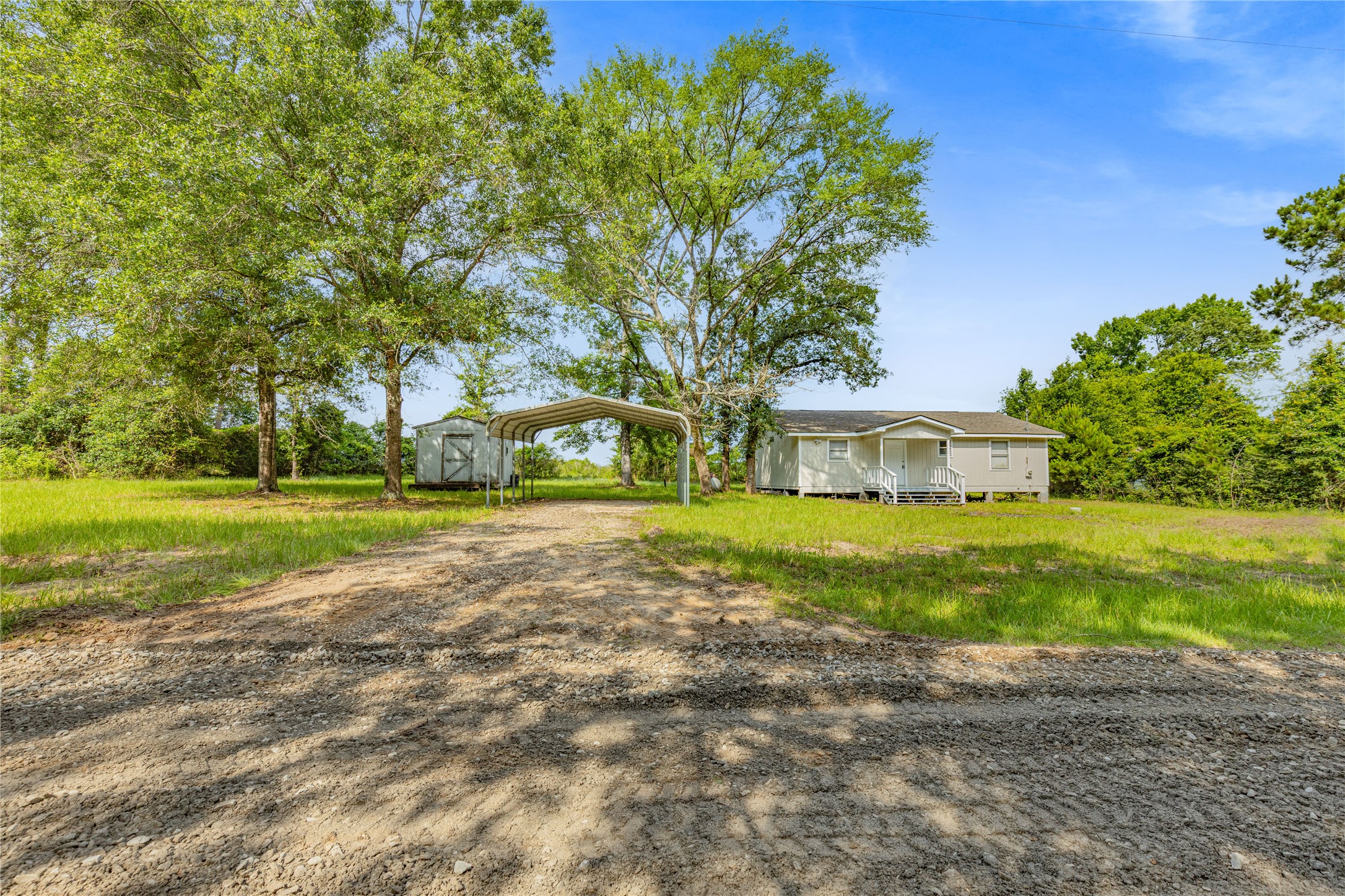 223 Rush Creek Lane Property Photo 2