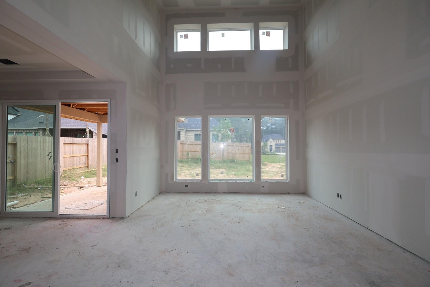 29780 Brushy Gables Drive, Magnolia Tx 77354 Property Photo 5
