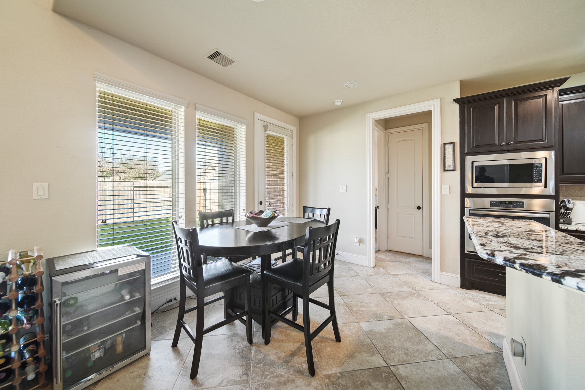 2523 Crossvine Drive Property Photo 9