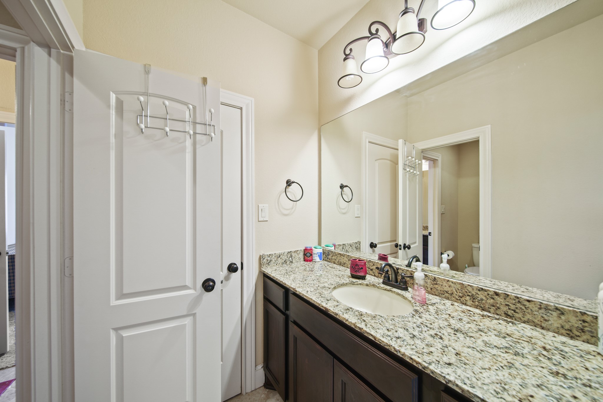 2523 Crossvine Drive Property Photo 18