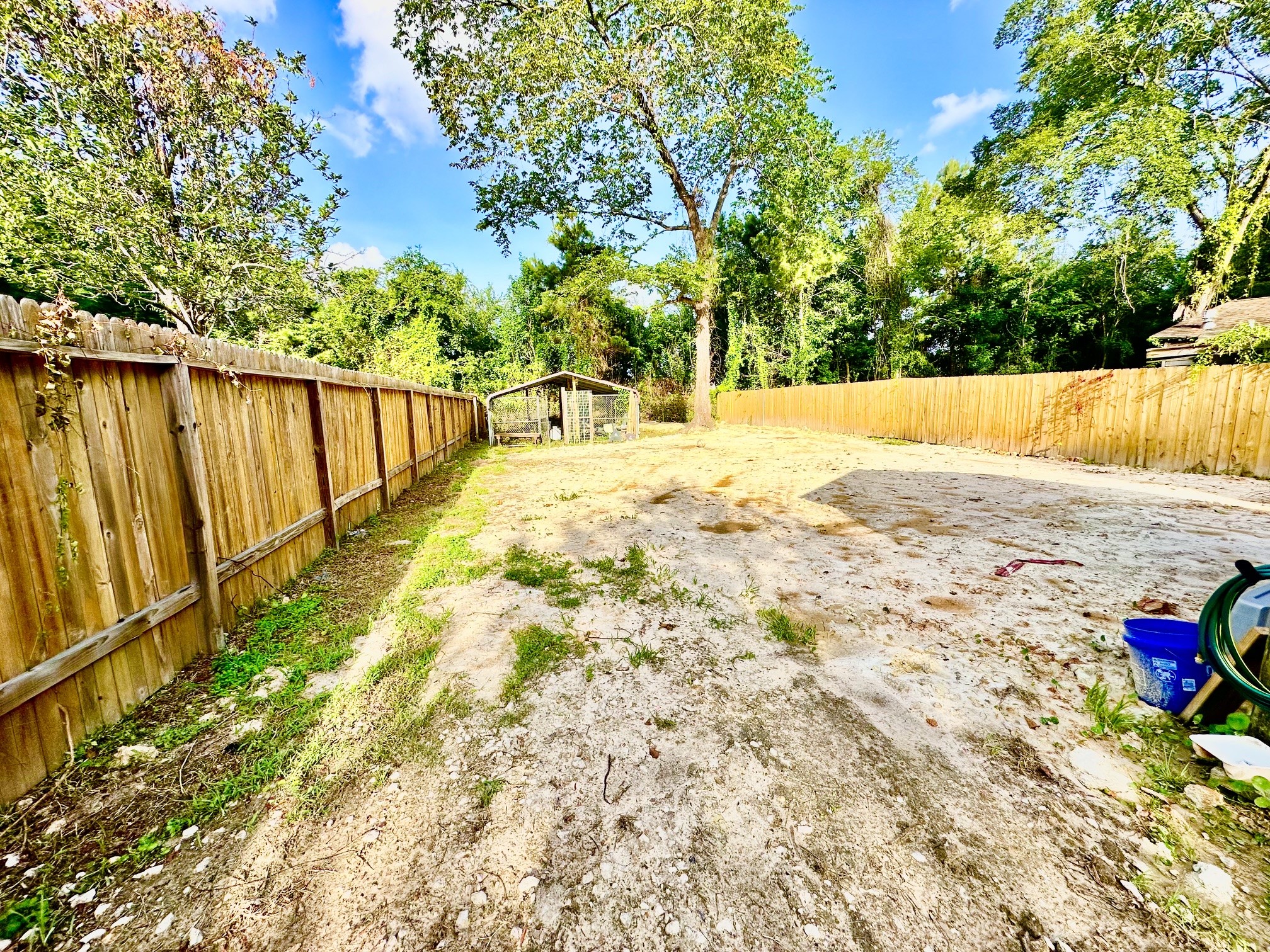 19422 Borders Drive Property Photo 6