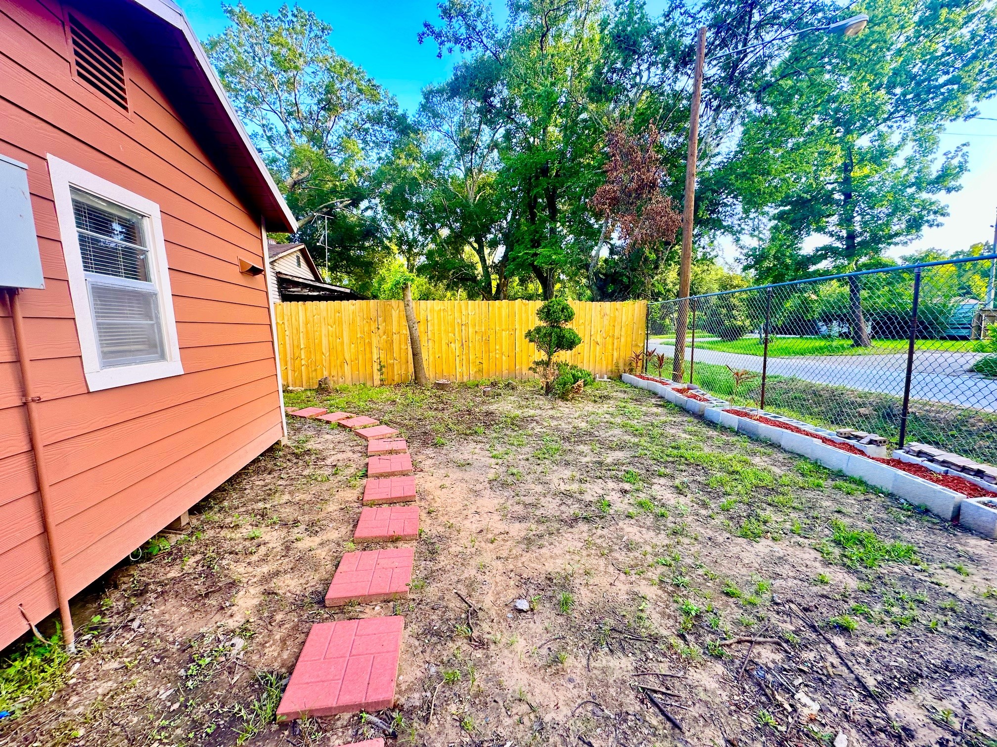 19422 Borders Drive Property Photo 11
