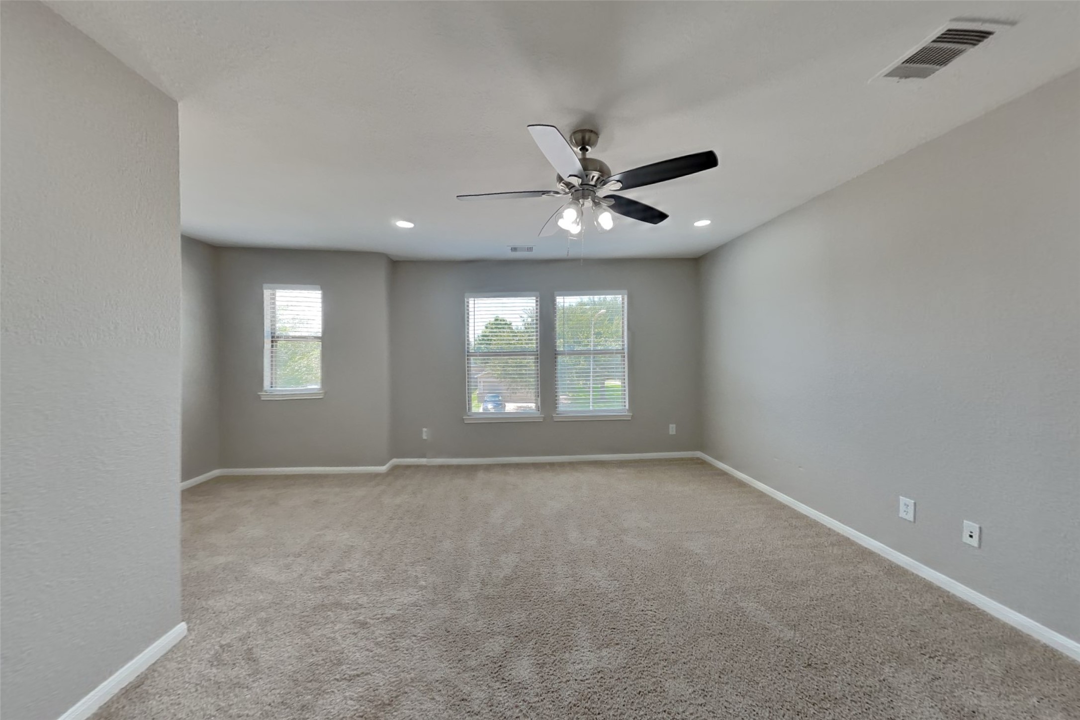 7718 Balsam Crossing Lane Property Photo 7