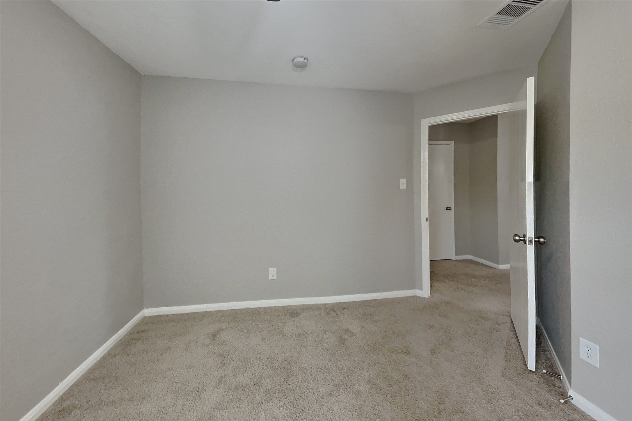 7718 Balsam Crossing Lane Property Photo 11