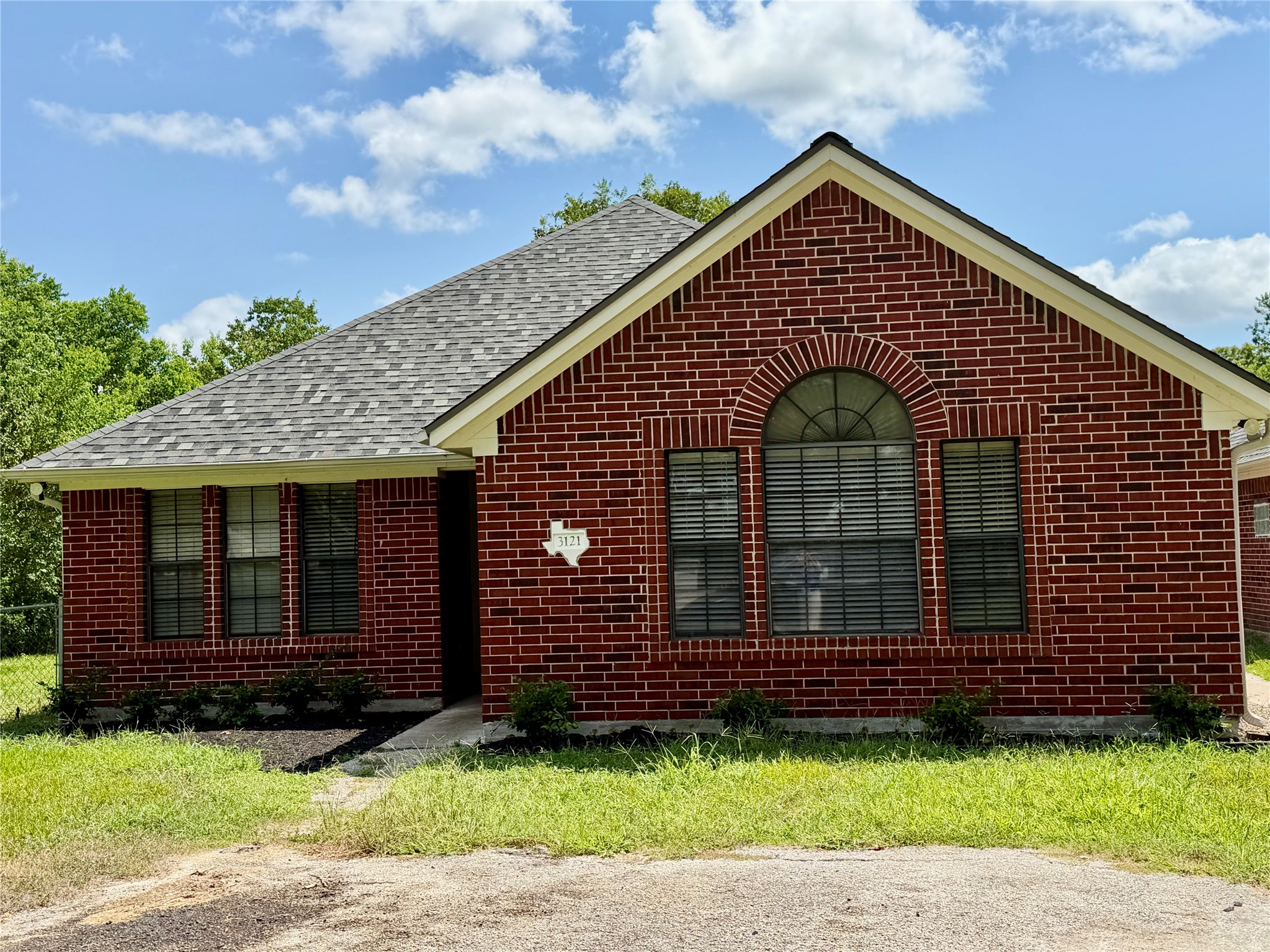3121 Fm 646 Road N Property Photo 4
