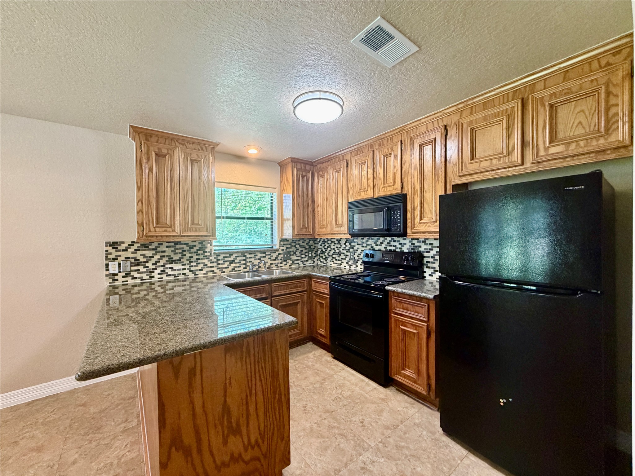 3121 Fm 646 Road N Property Photo 5