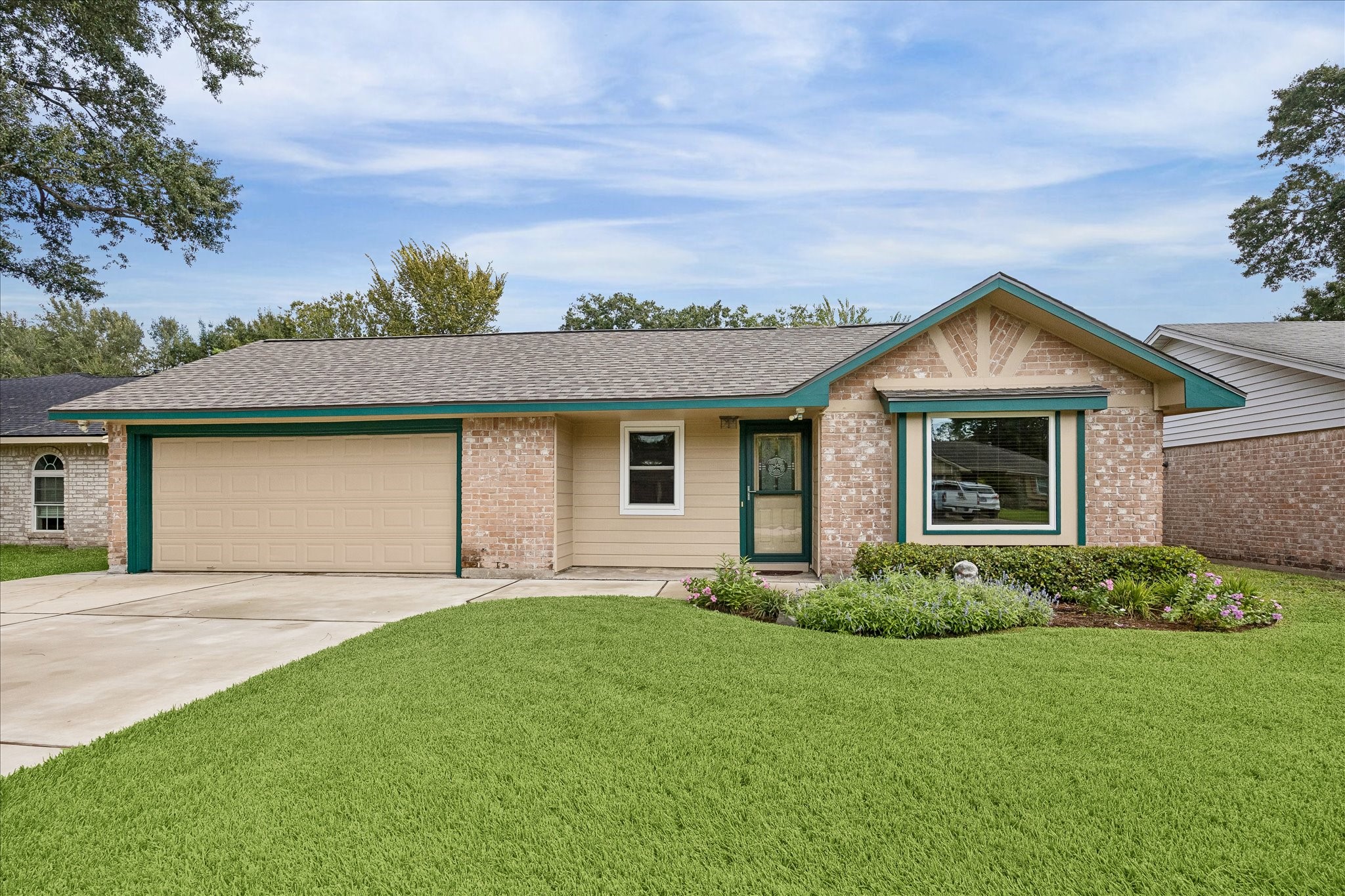 13626 Greenridge Drive Property Photo 1