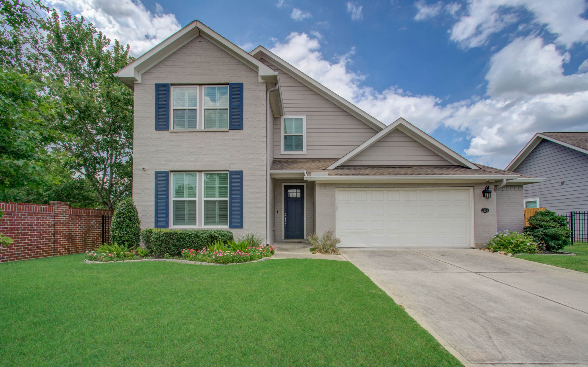 2524 Hagerman Court Property Photo 1
