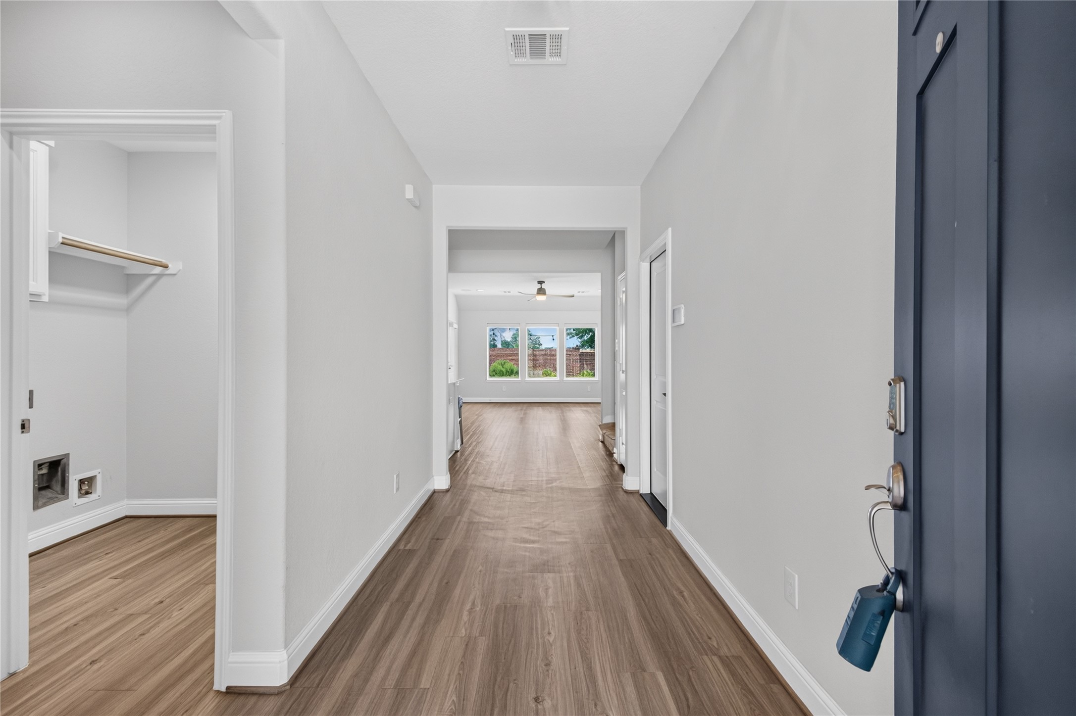 2524 Hagerman Court Property Photo 7