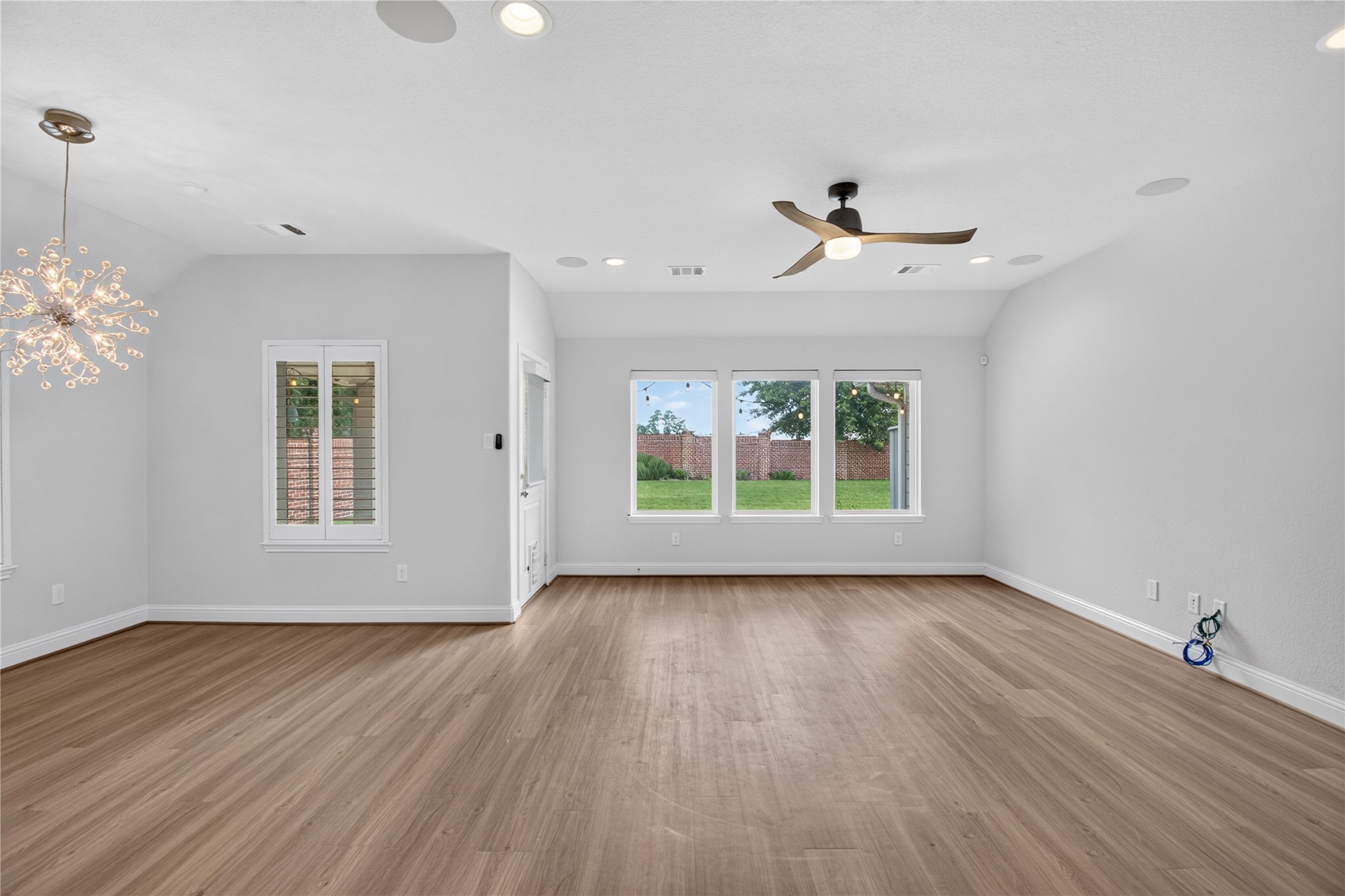 2524 Hagerman Court Property Photo 19