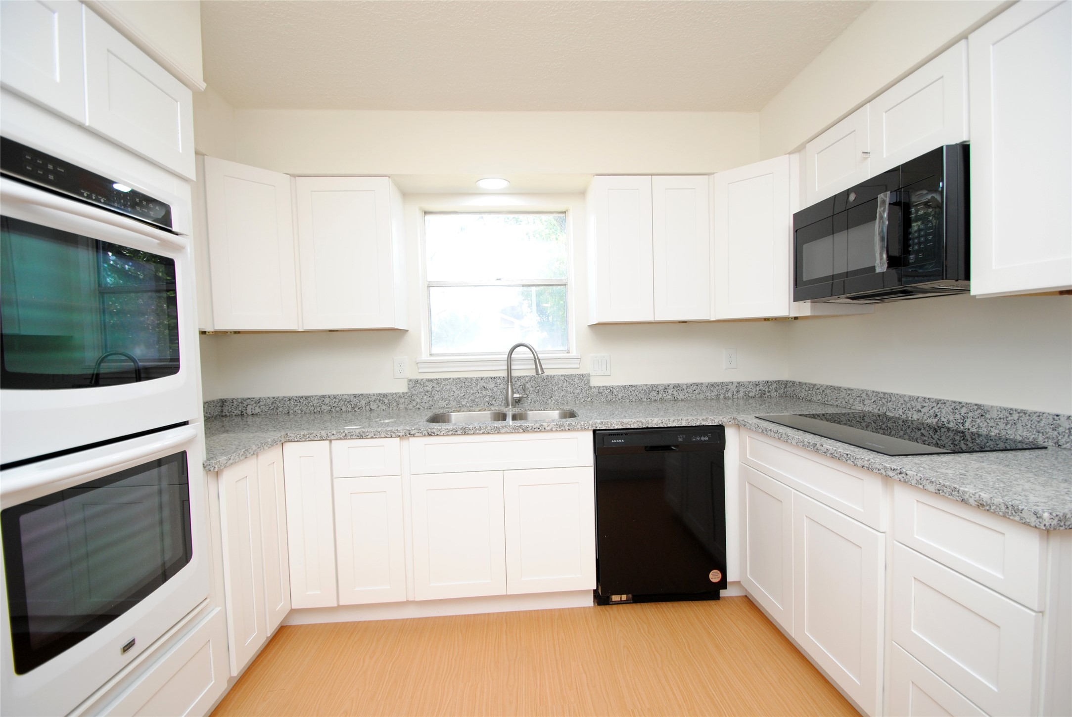 6103 Portal Drive Property Photo 8