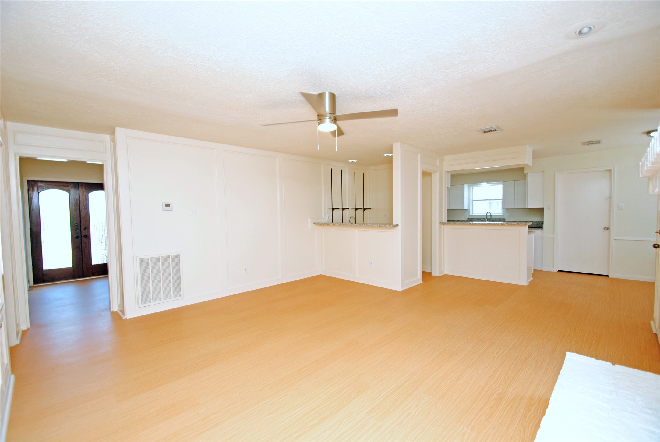 6103 Portal Drive Property Photo 13
