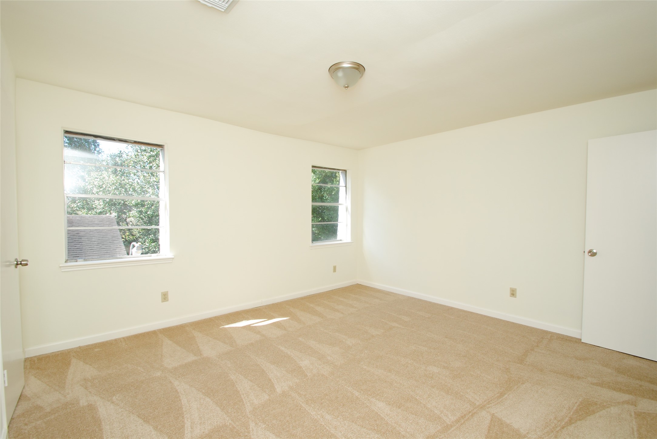 6103 Portal Drive Property Photo 25