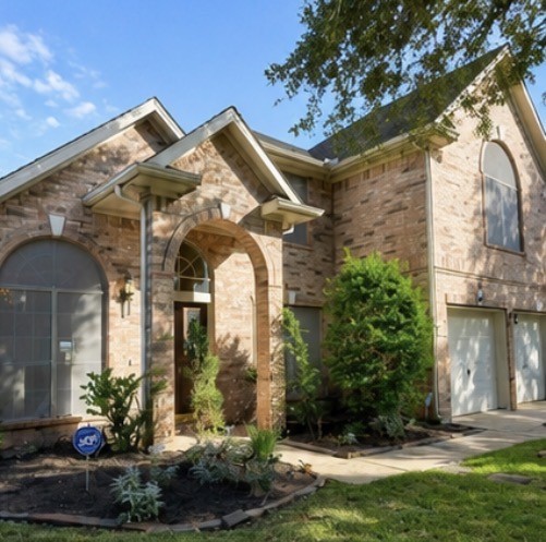 4823 Knights Branch Drive N Property Photo 3
