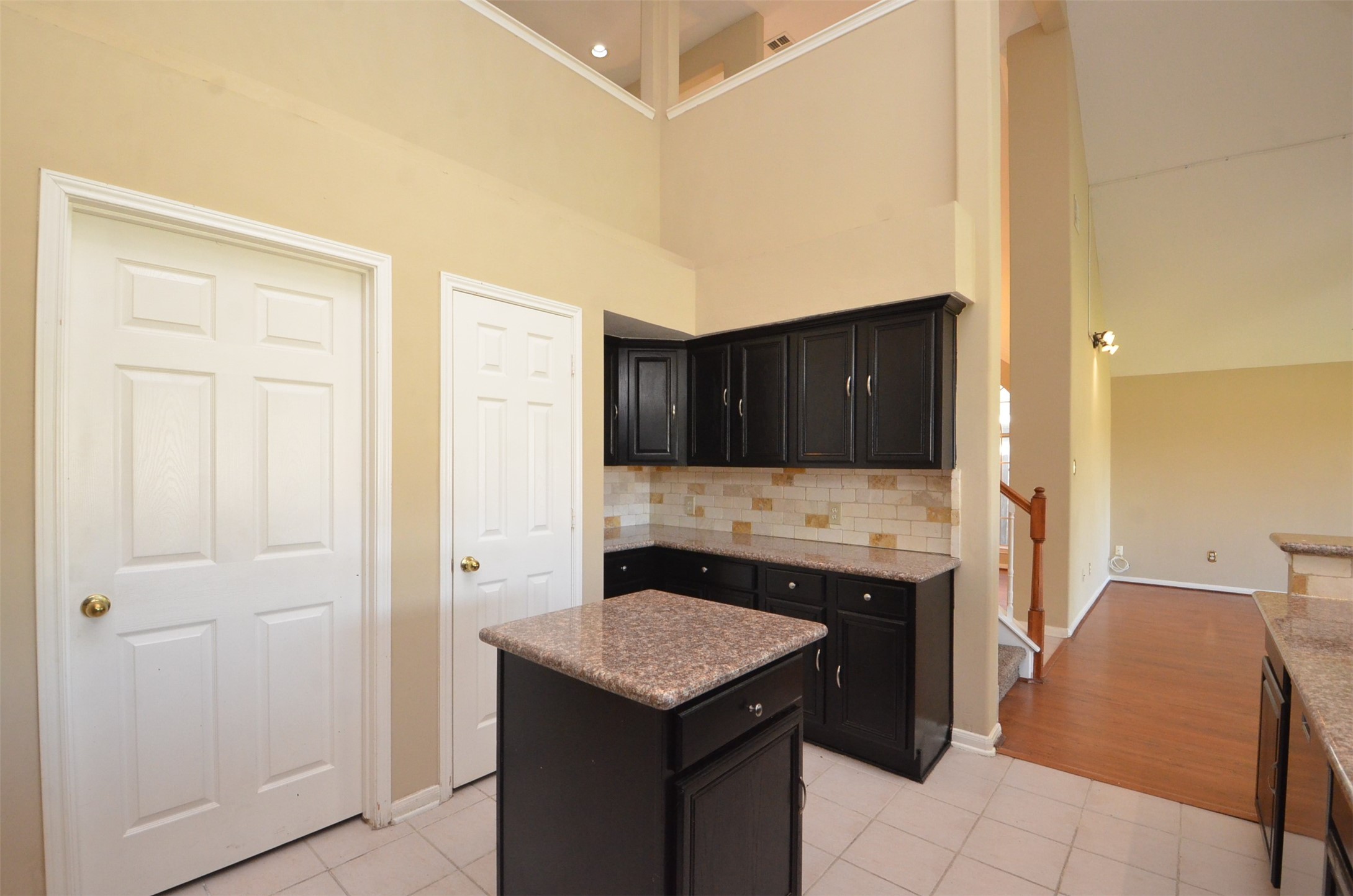4823 Knights Branch Drive N Property Photo 23