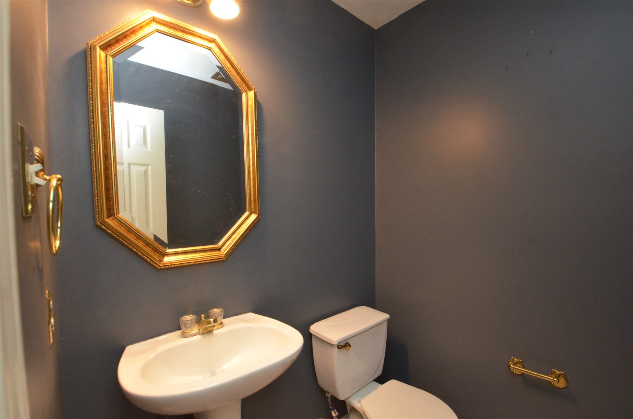 4823 Knights Branch Drive N Property Photo 39