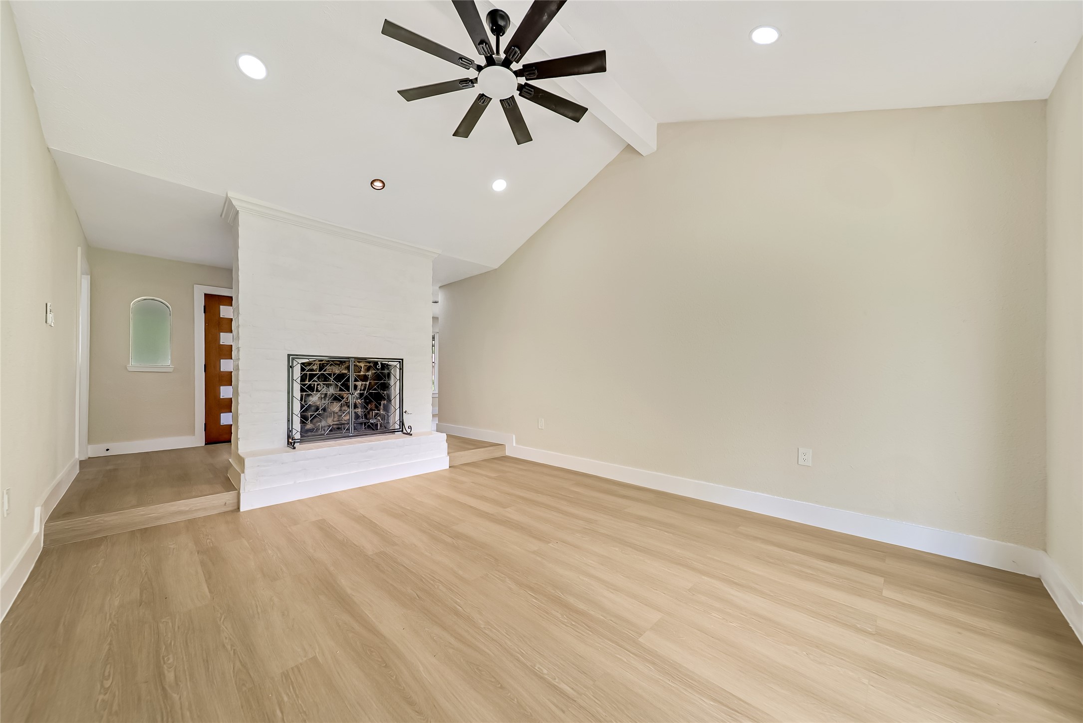 12514 Frazier River Drive Property Photo 5