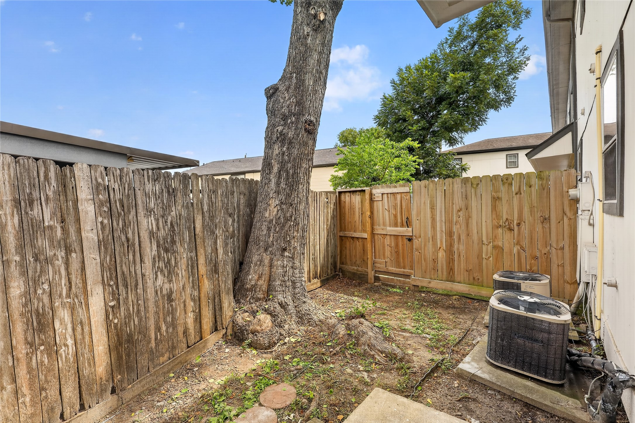 1221 Cedar Post Lane 2a Property Photo 22