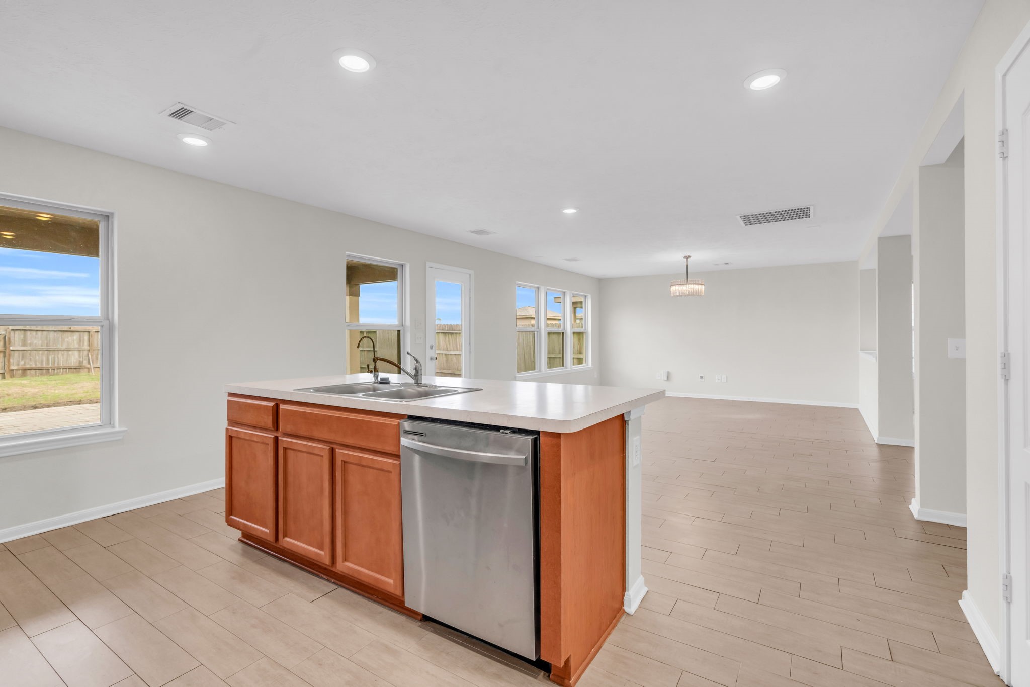 11918 Sabine Woods Trail Property Photo 26