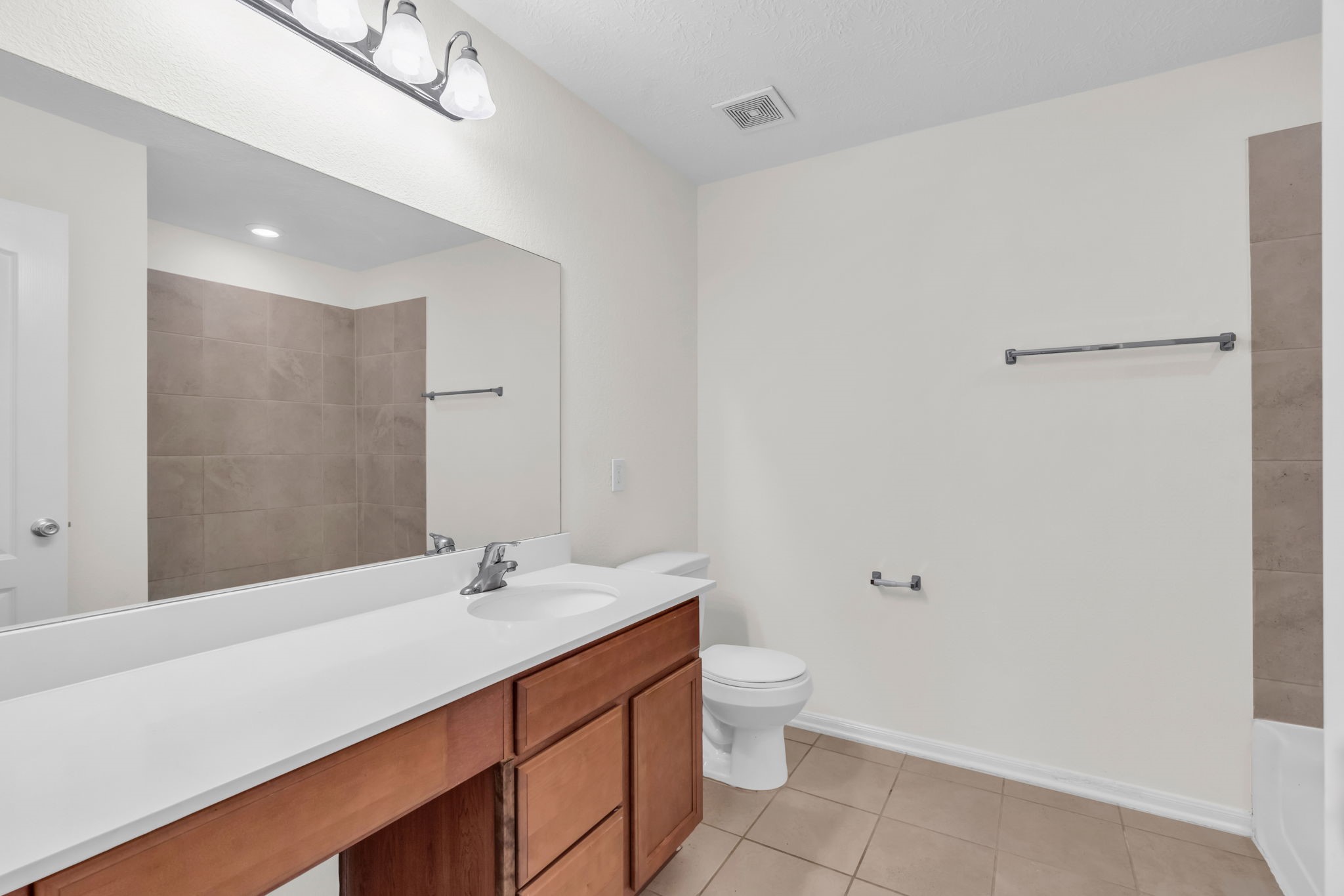11918 Sabine Woods Trail Property Photo 32