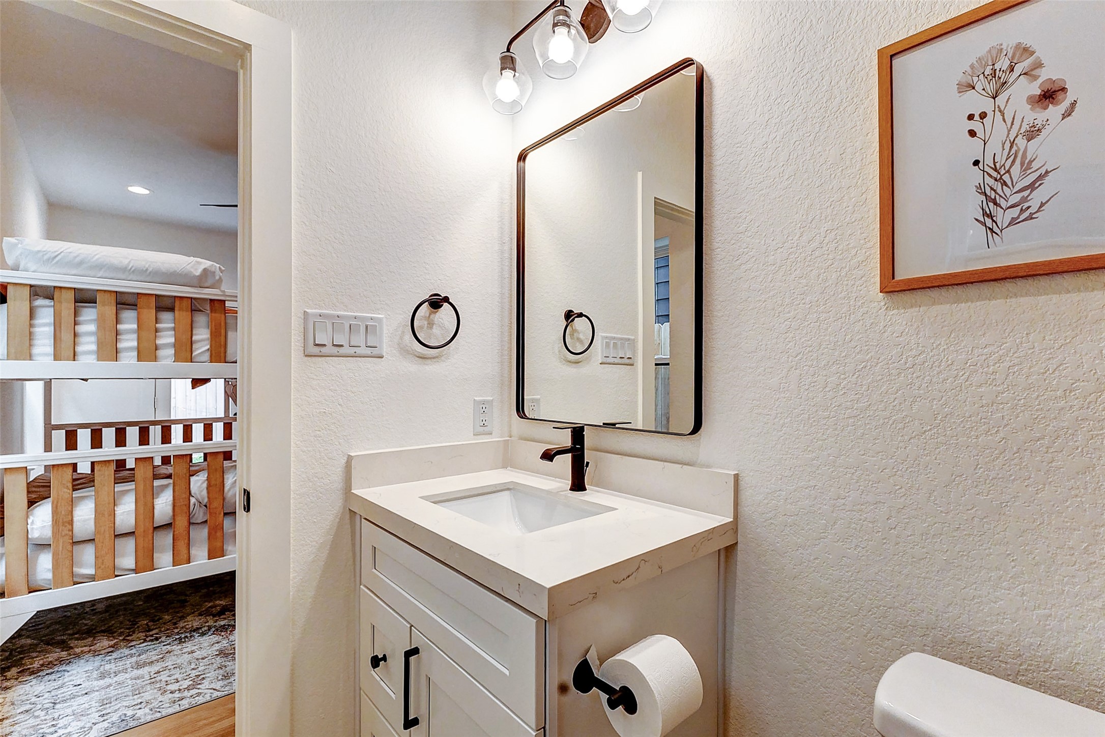 3813 Harvard Street Property Photo 2