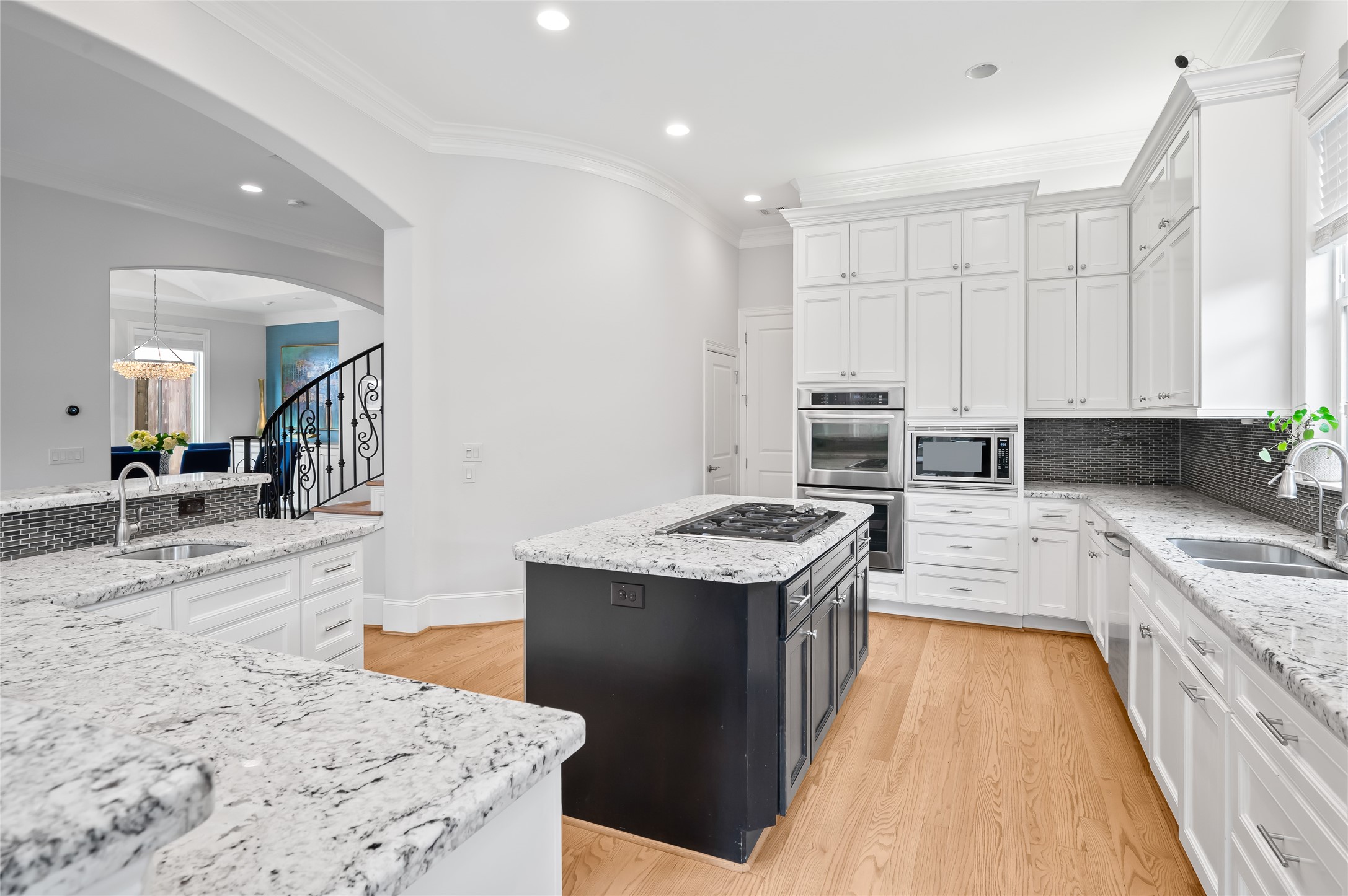 2215 Branard Street Property Photo 13