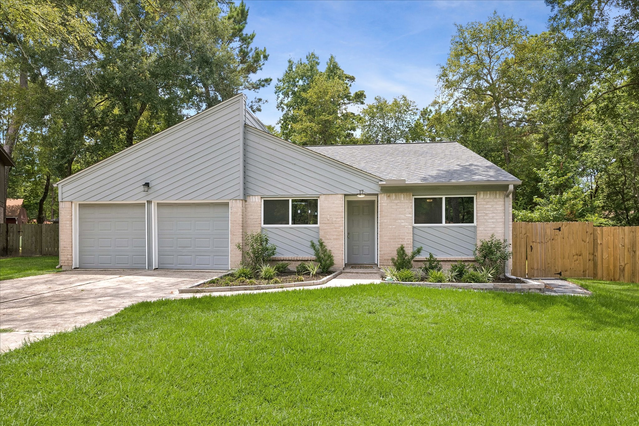 17 Oldstream Court Property Photo 1