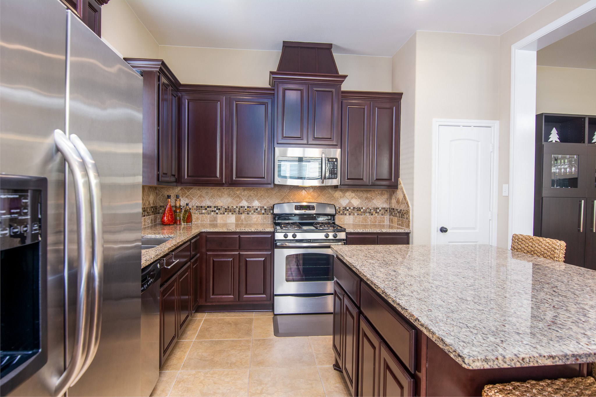 11 Cheswood Manor Property Photo 15