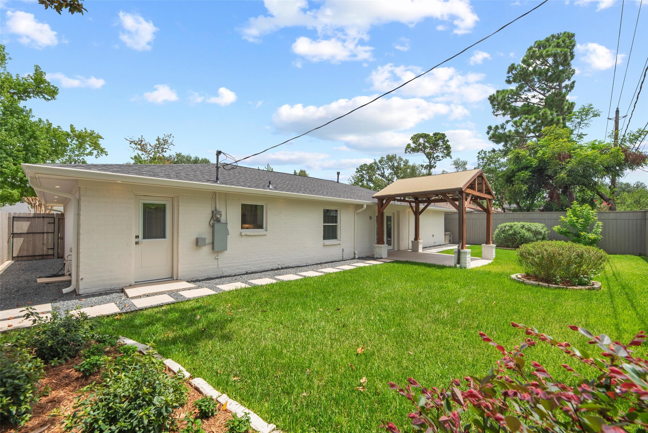7211 Alderney Drive Property Photo 21