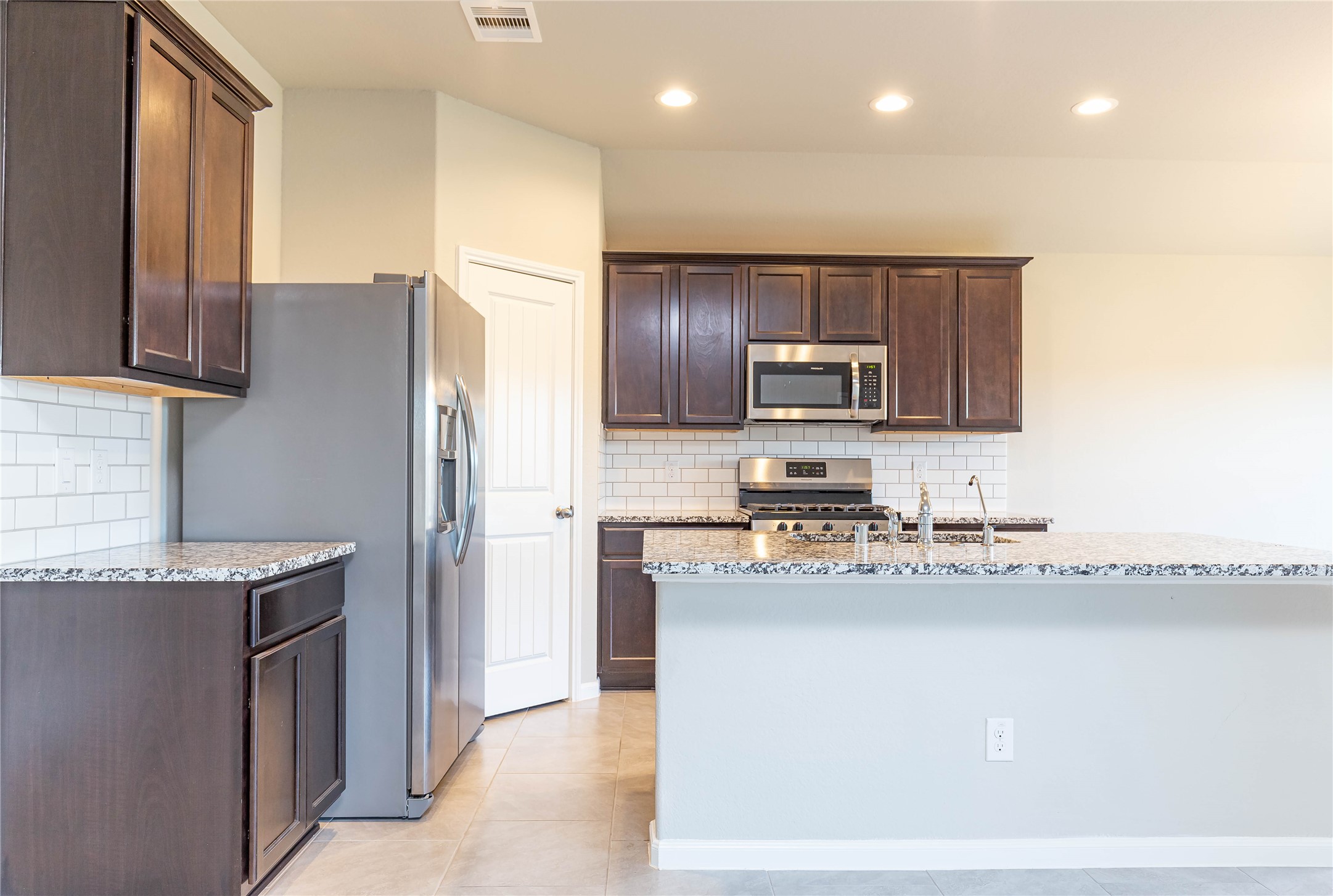 3206 Zephyr Park Lane Property Photo 17