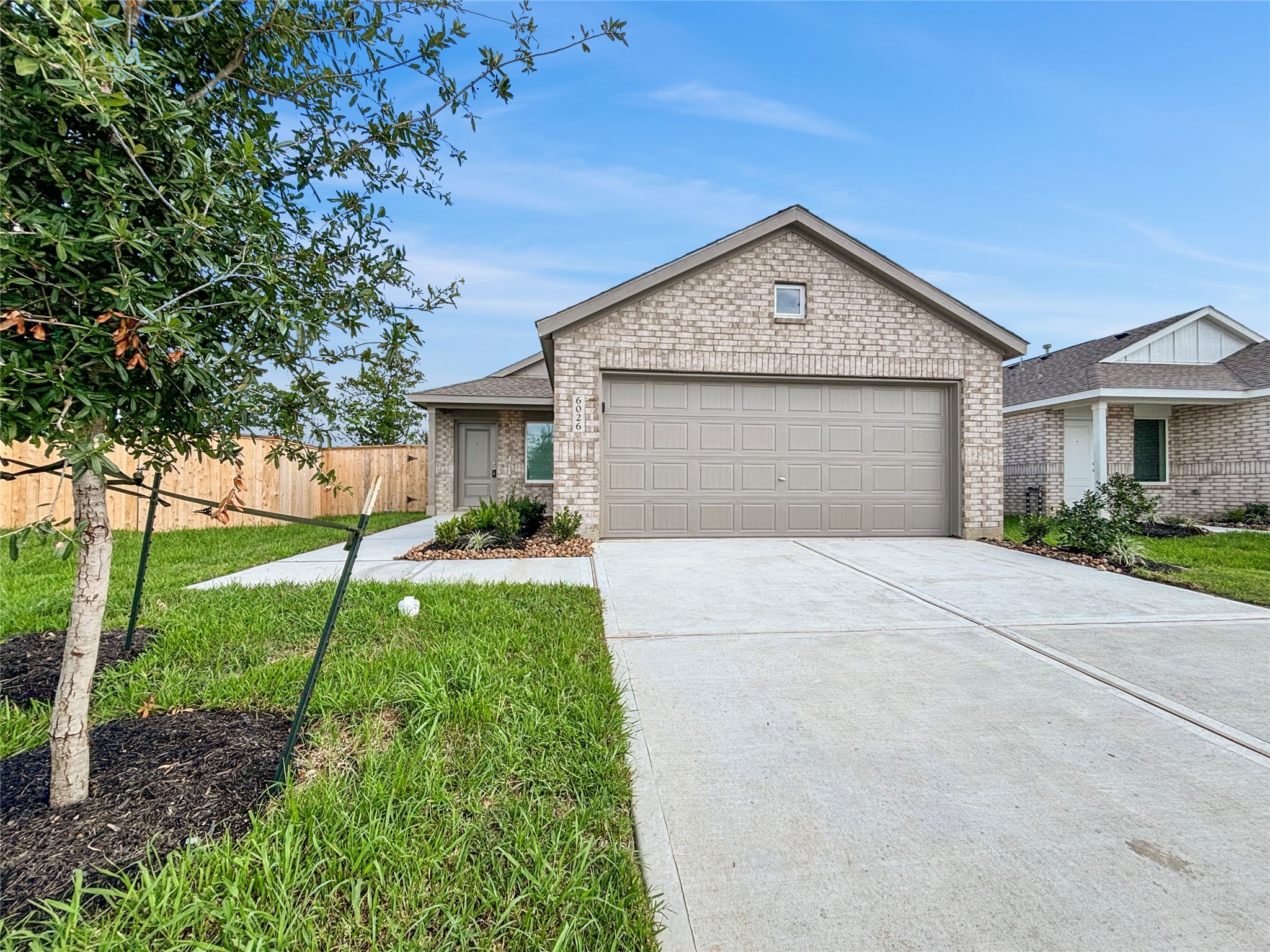 6026 Starling Drive