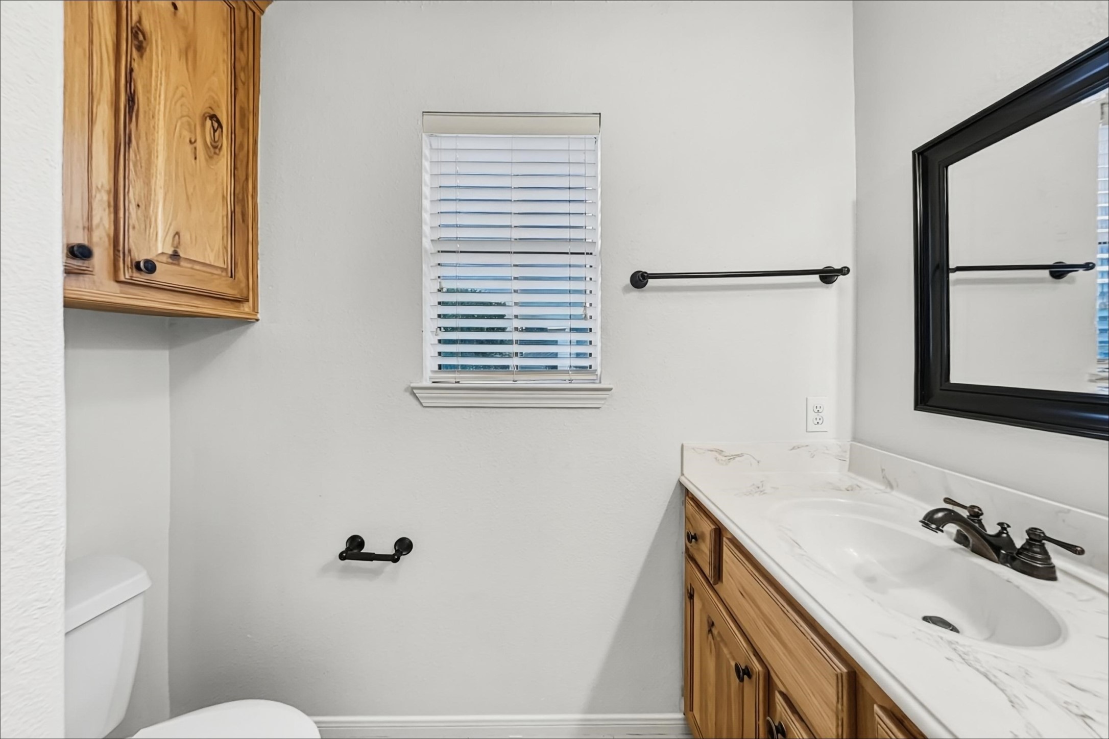 10917 Spruce Drive S Property Photo 15