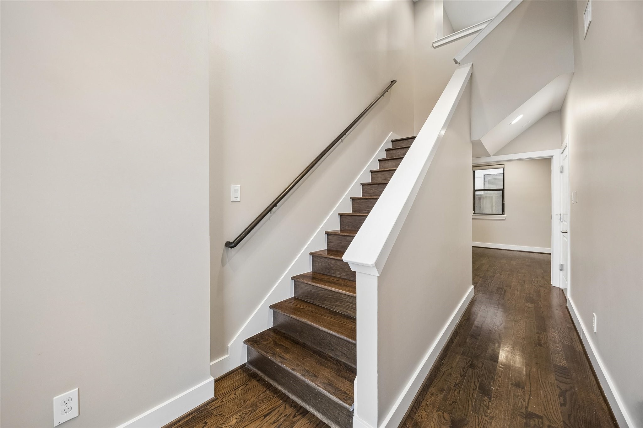 1805 Silver Street Property Photo 7