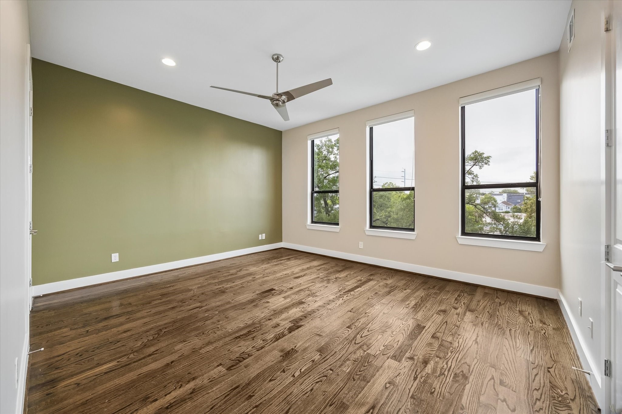 1805 Silver Street Property Photo 18