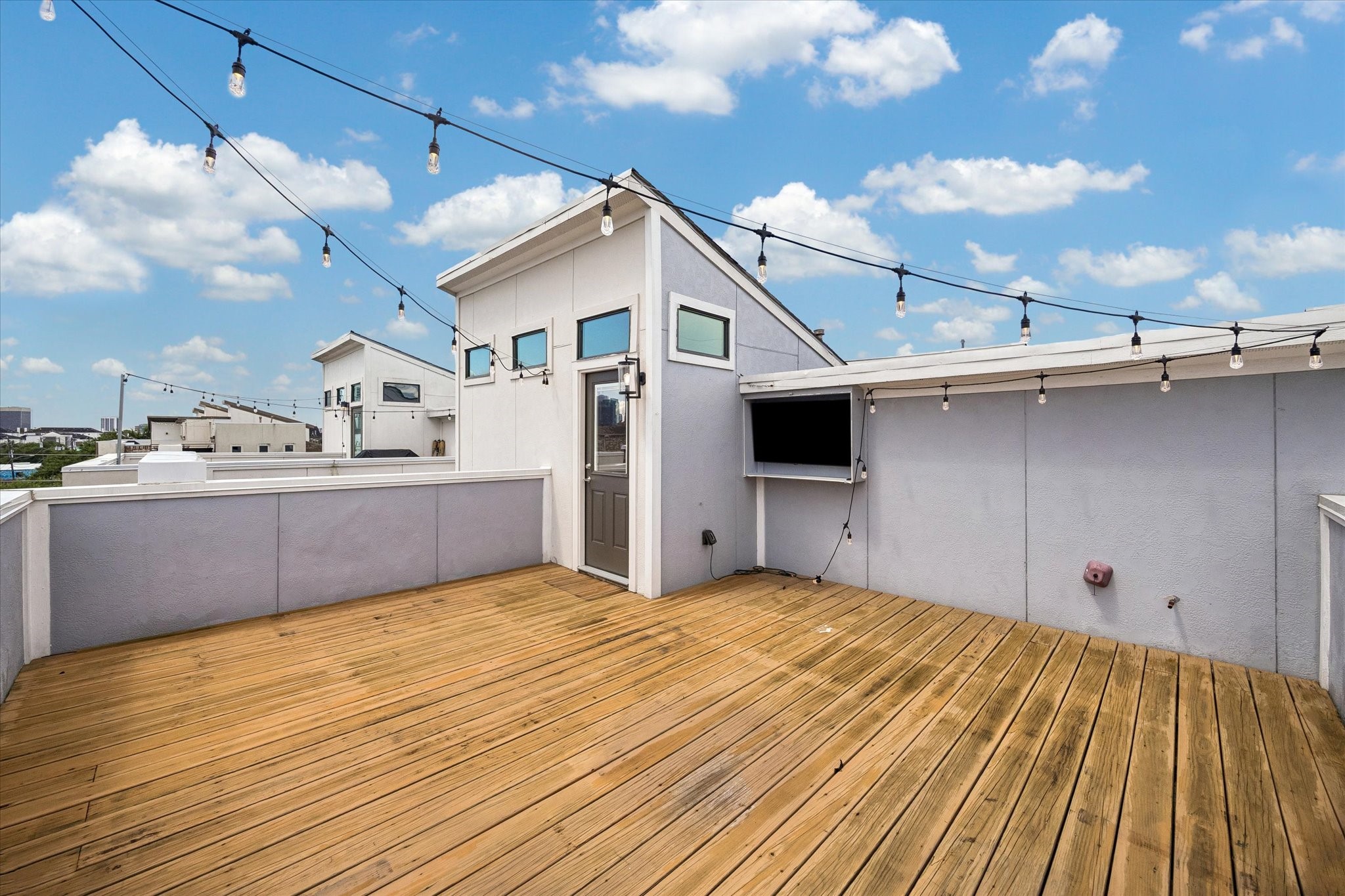 1805 Silver Street Property Photo 29