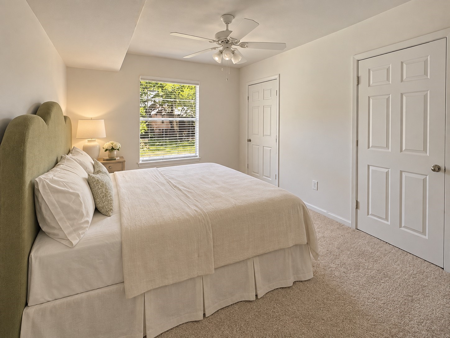 8211 Kingsbrook Road 205 Property Photo 4