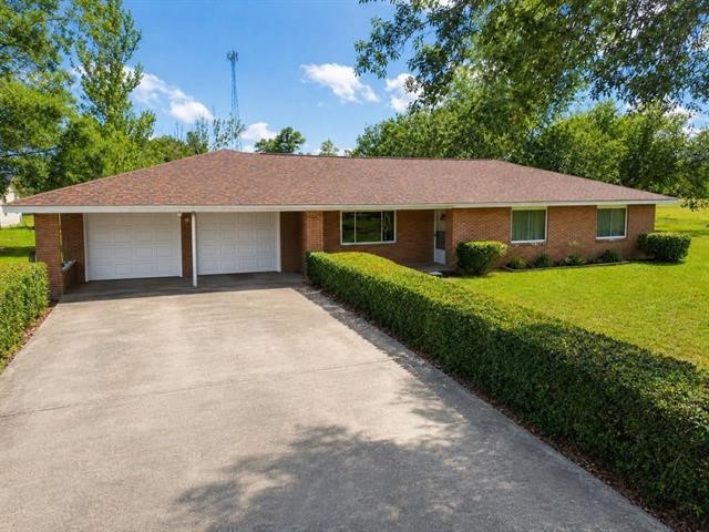 669 & 685 W Fm 1004 Property Photo 2