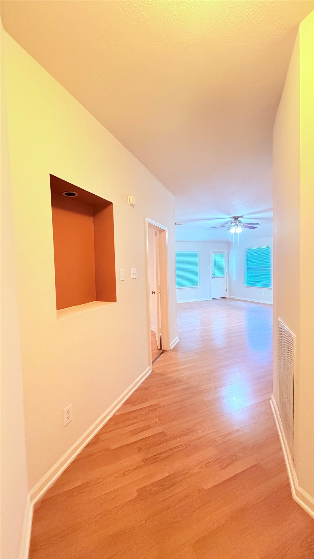 17314 Glenmorris Drive Property Photo 4