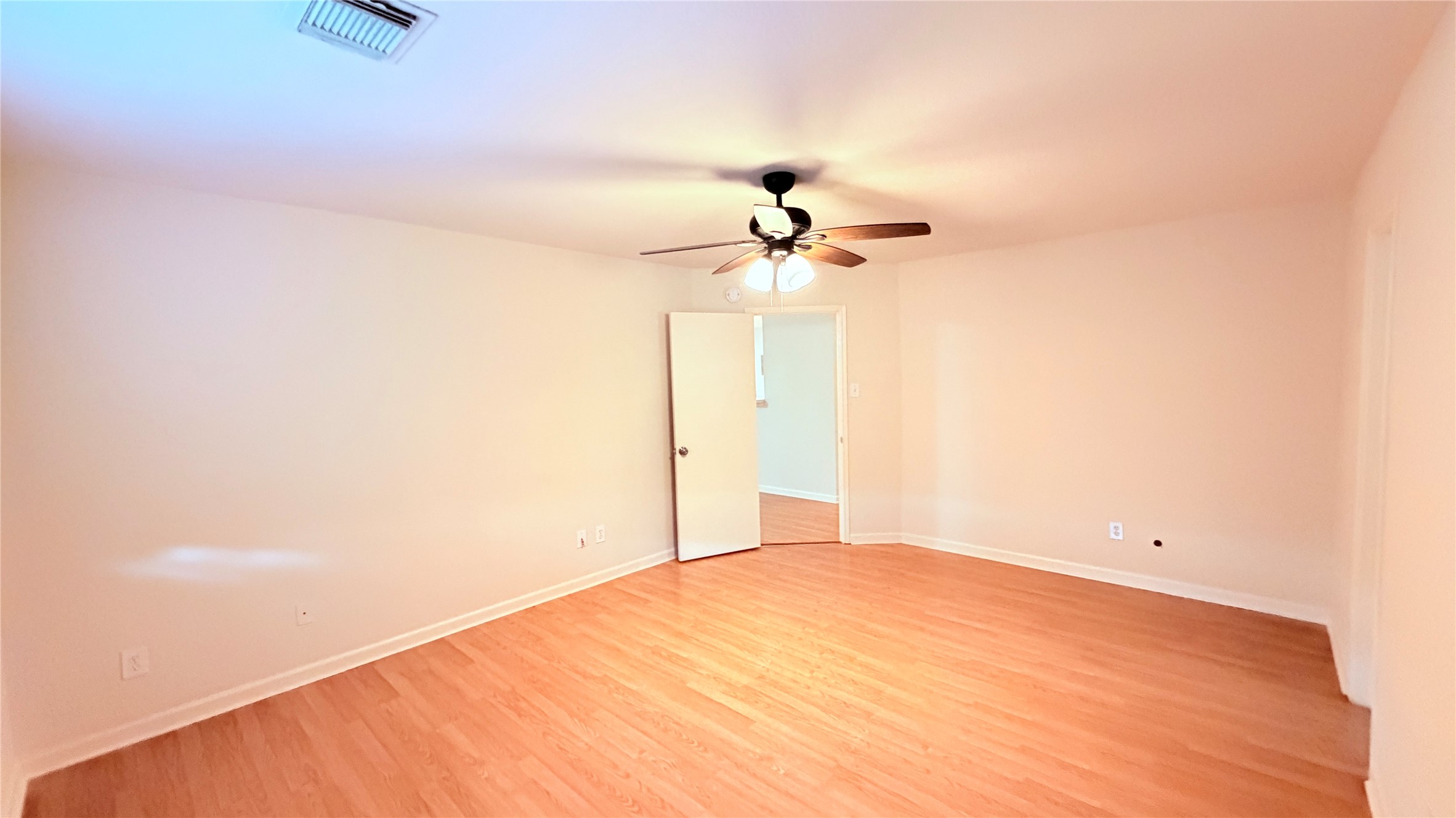 17314 Glenmorris Drive Property Photo 12