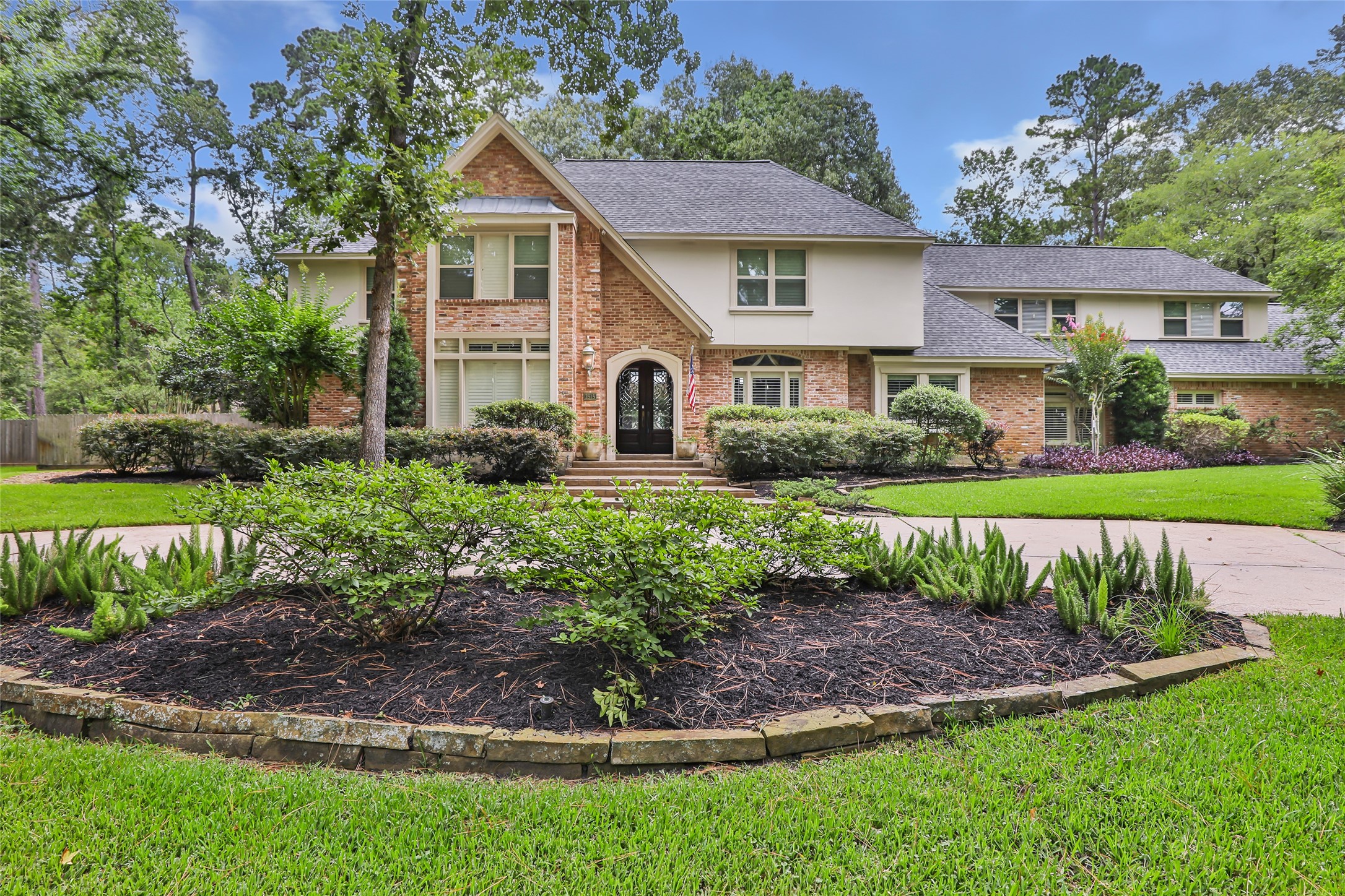 2515 Kings Forest Drive Property Photo