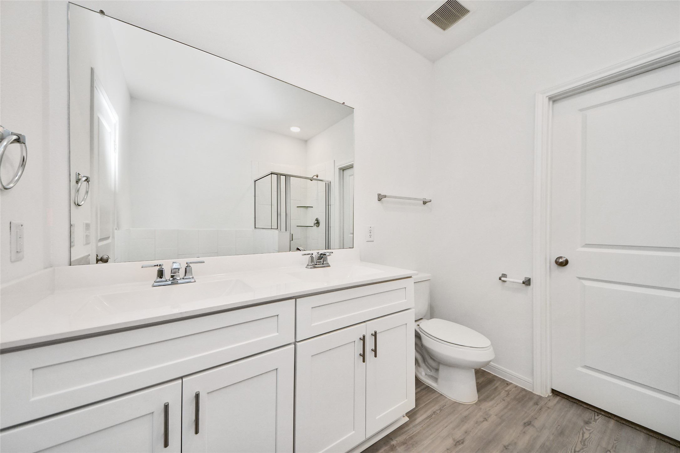 14817 Ash Landing Drive Property Photo 18