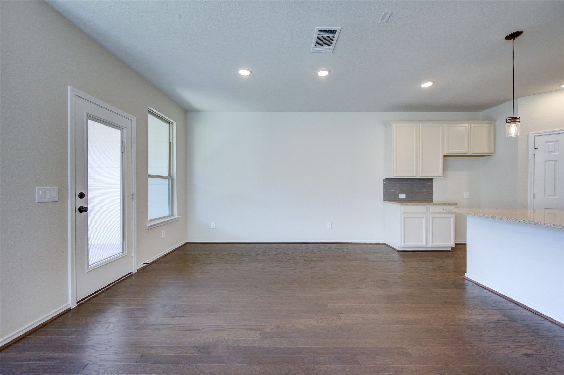 10329 Harmon Smith Dr Property Photo 3