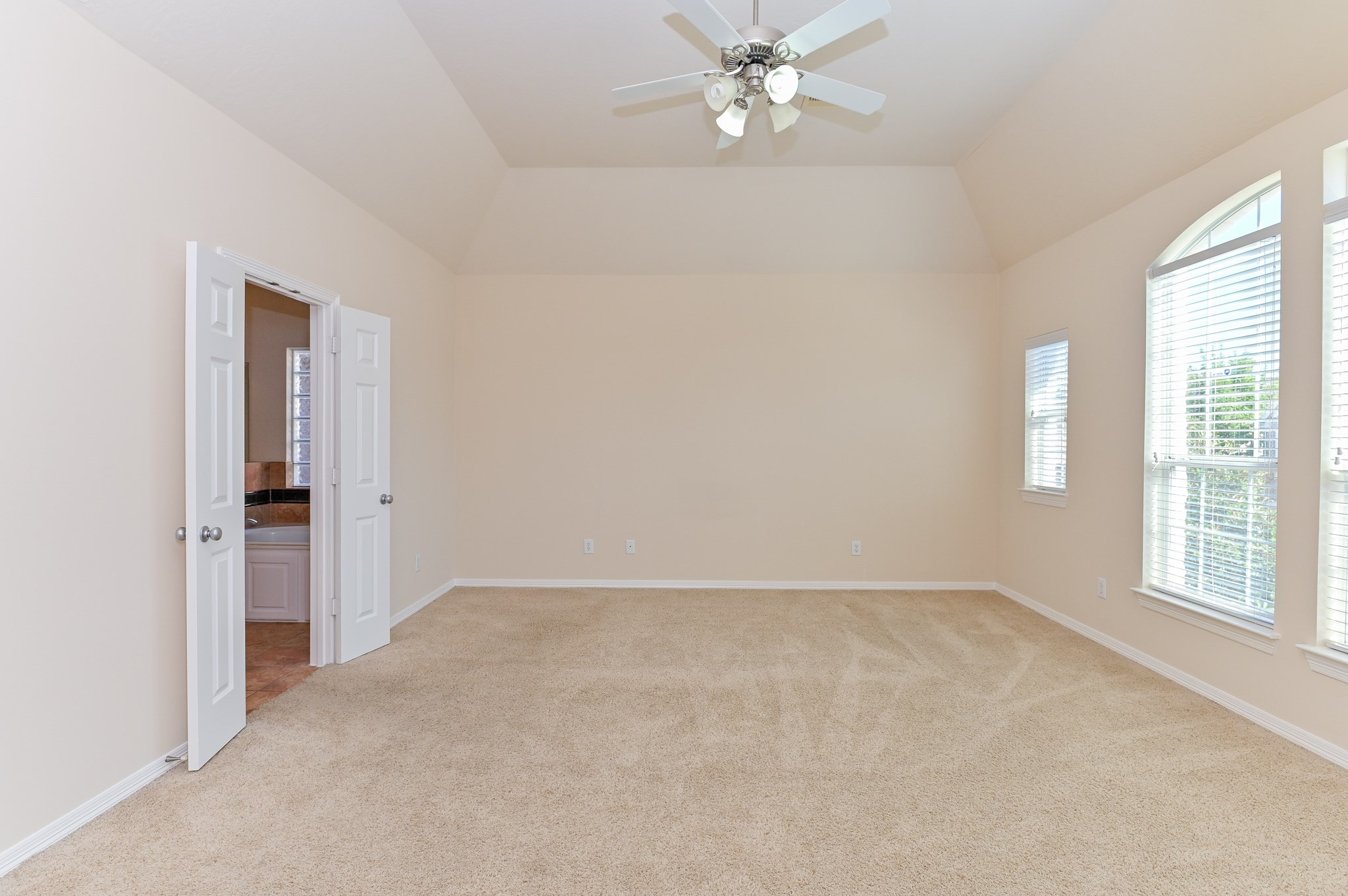 1126 Sopris Drive Property Photo 18