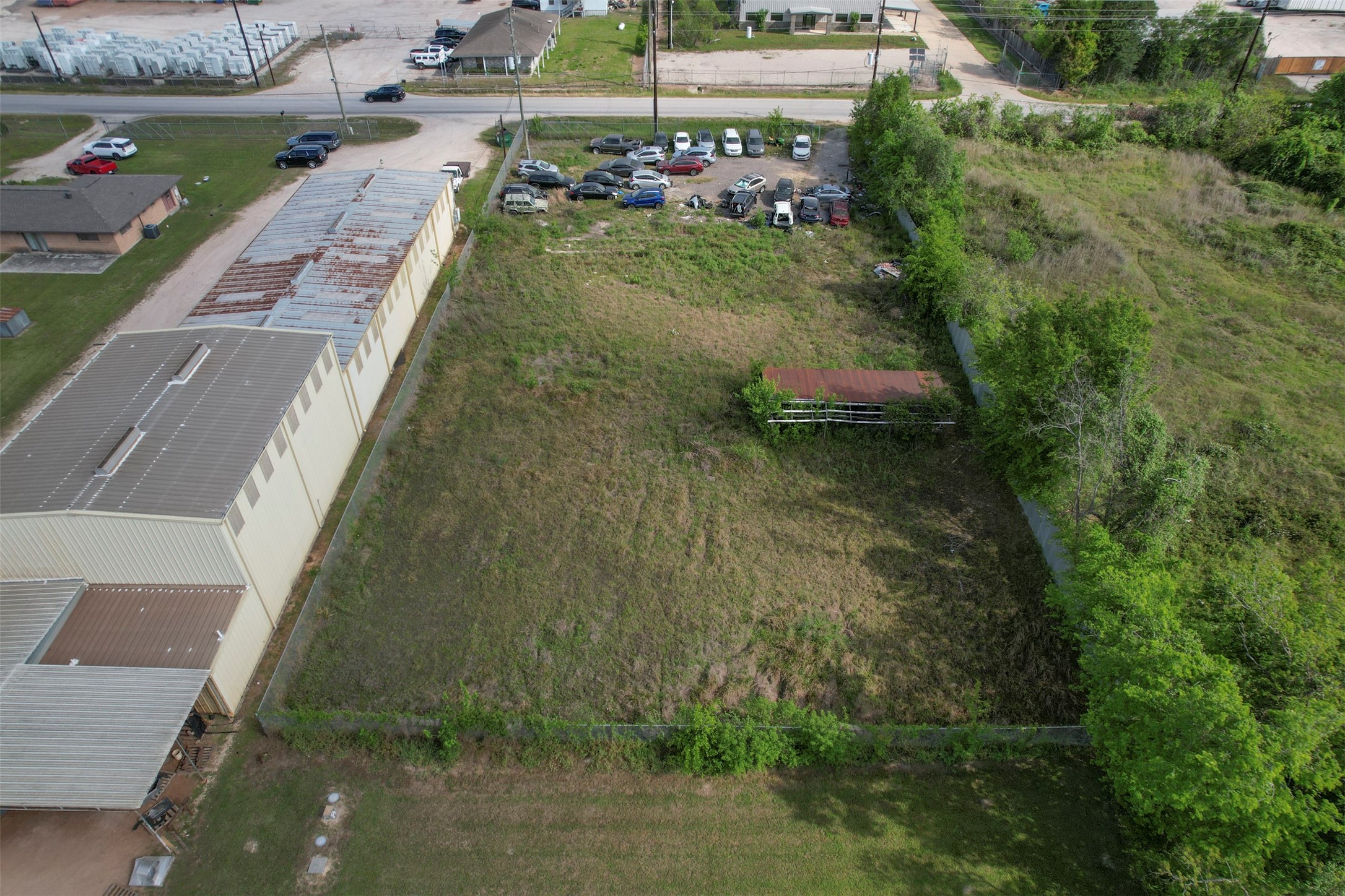 8909 Taub Road Property Photo 7